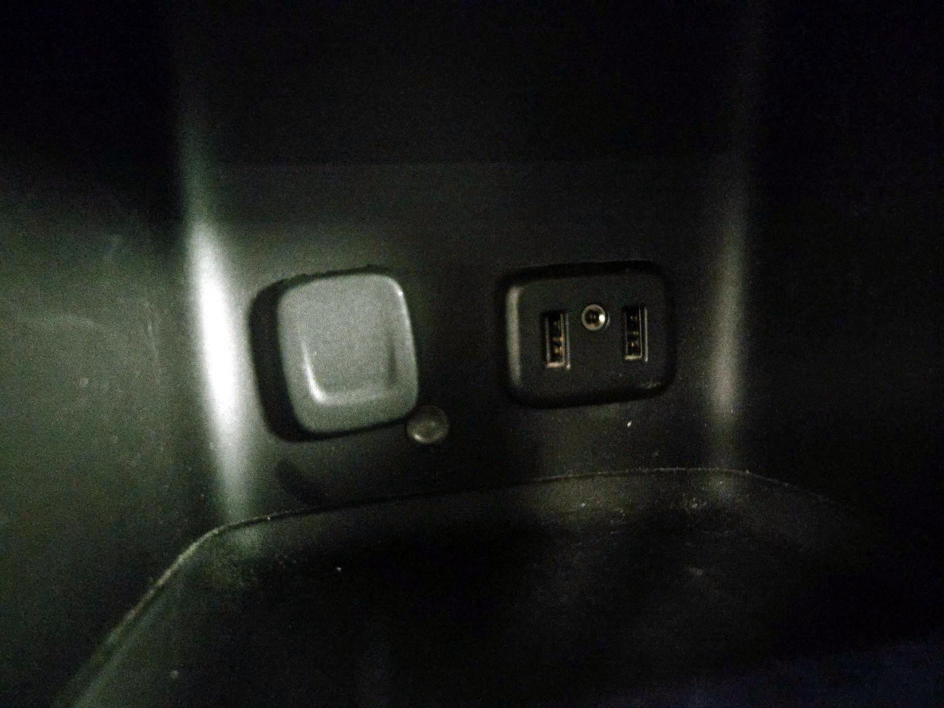 Thumbnail: 2019 GMC Acadia - 19