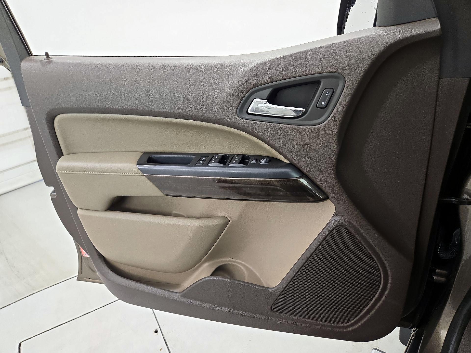 Thumbnail: 2016 GMC Canyon - 12