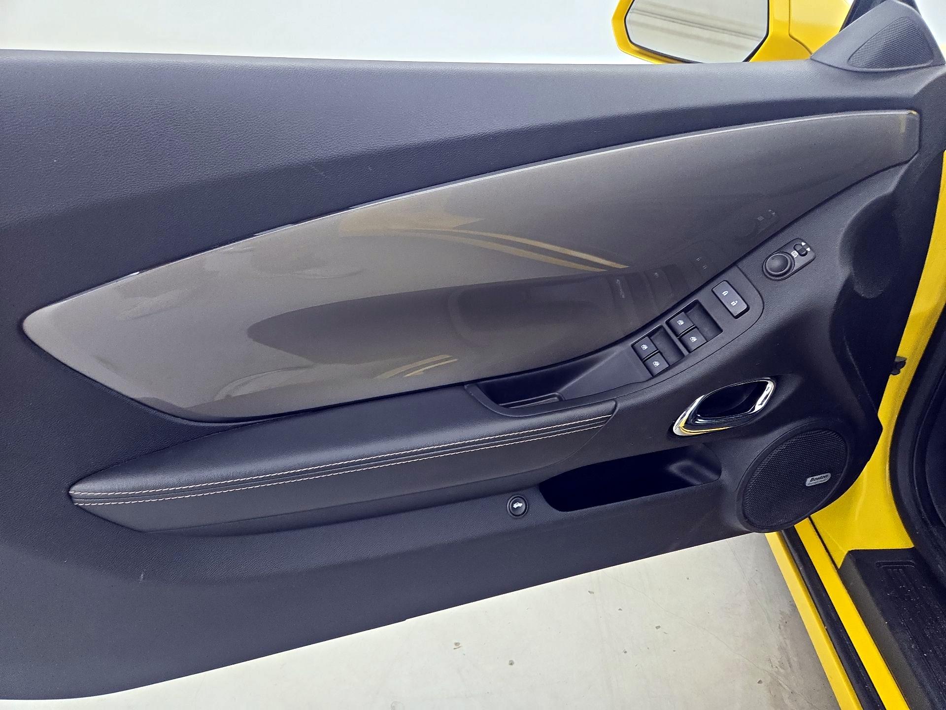 Thumbnail: 2015 Chevrolet Camaro - 12