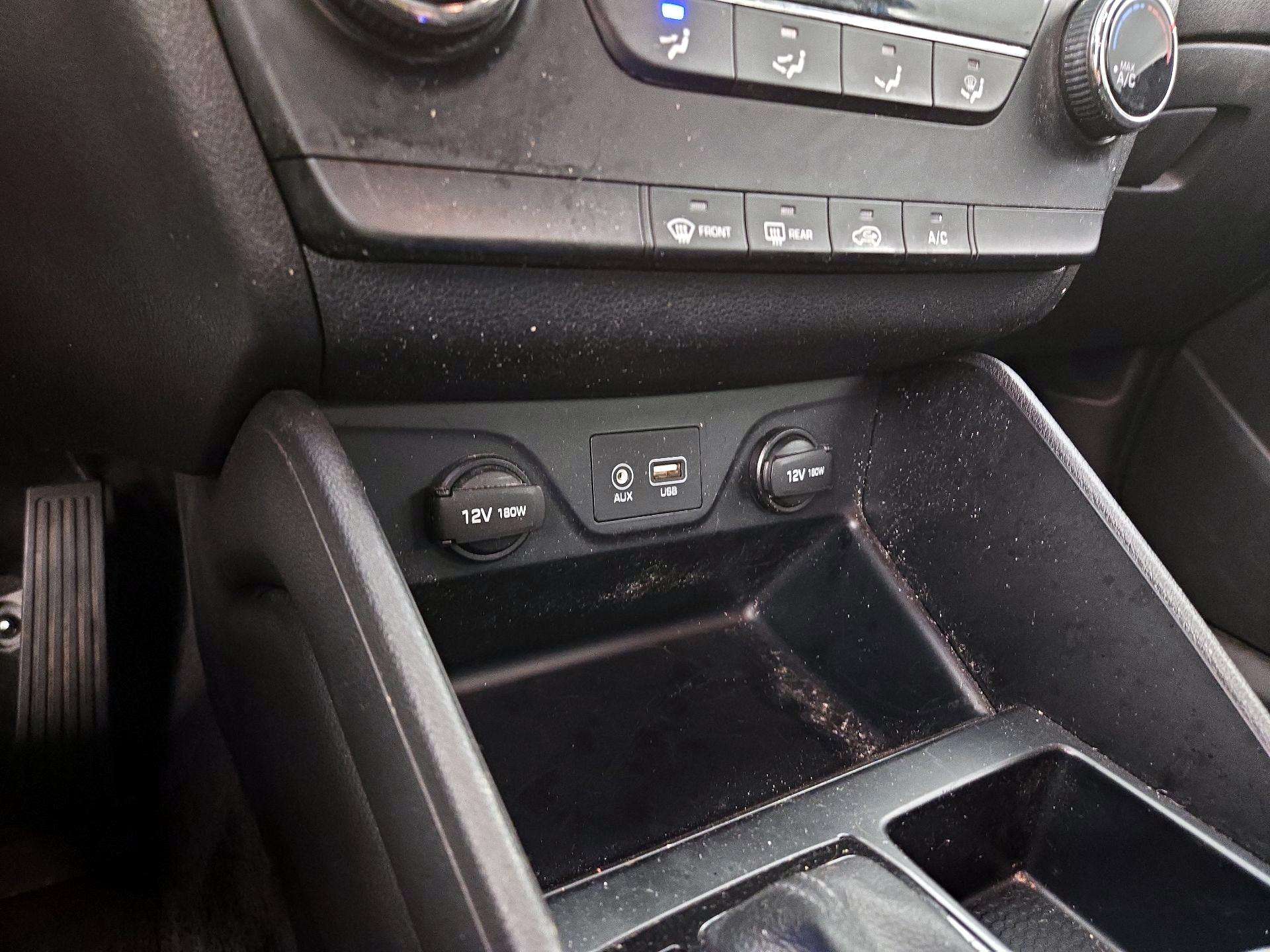 Thumbnail: 2016 Hyundai Tucson - 18