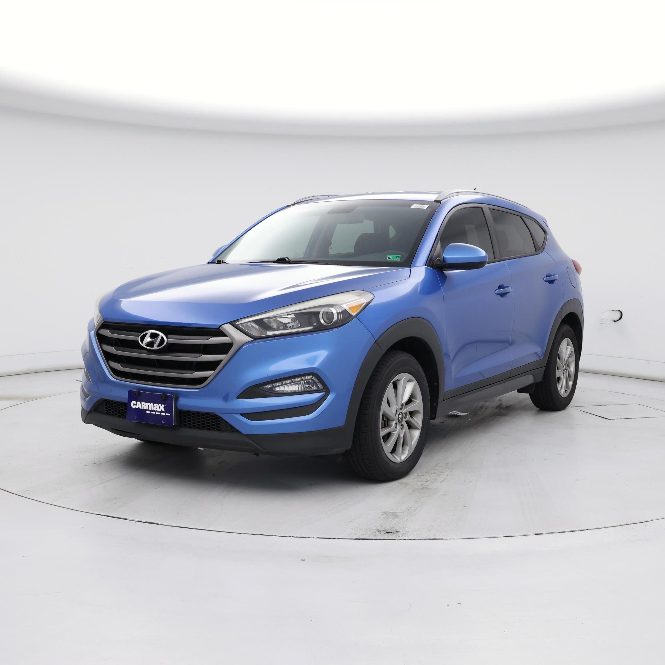 Thumbnail: 2016 Hyundai Tucson - 4