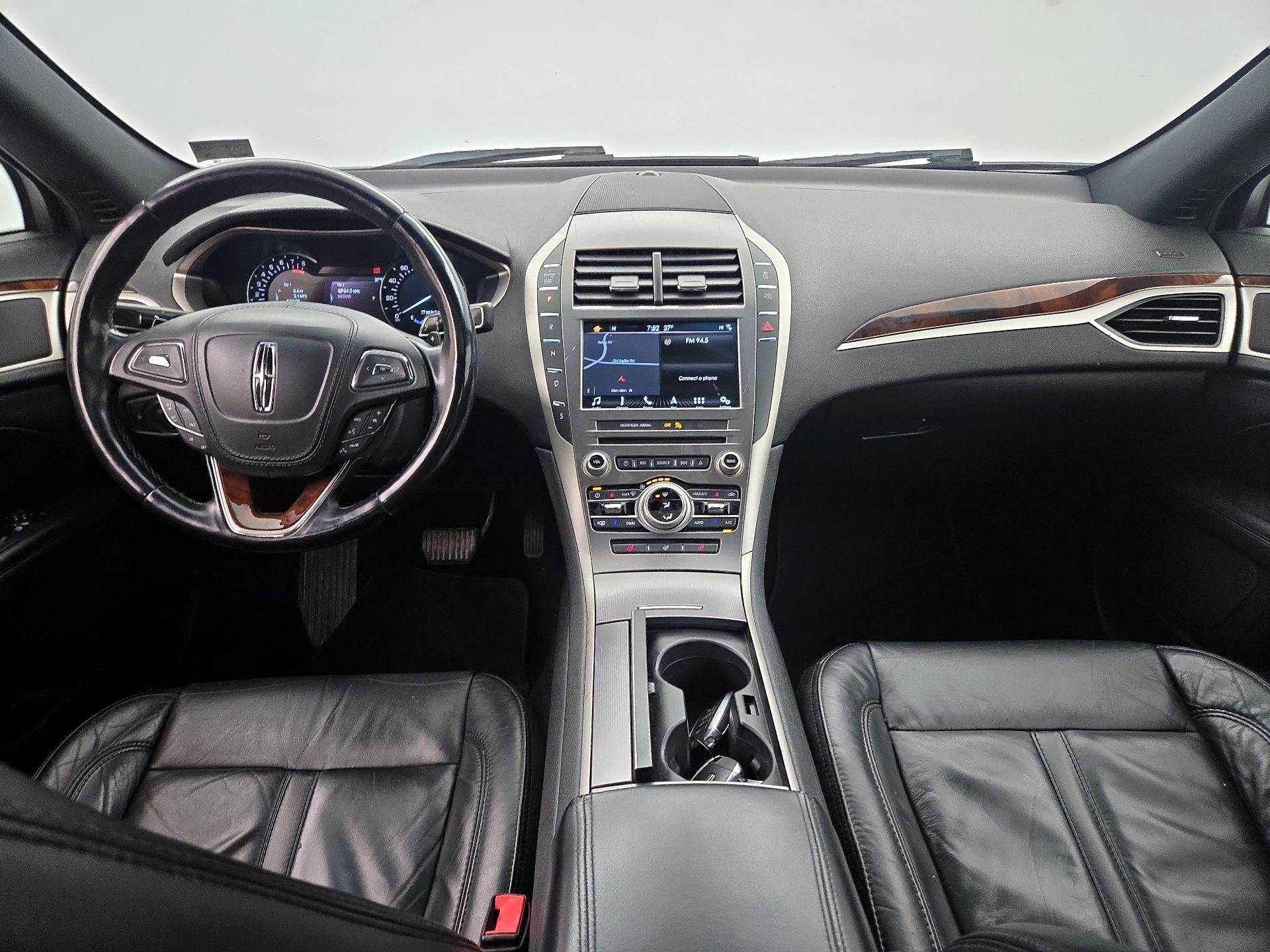 Thumbnail: 2017 Lincoln MKZ - 9