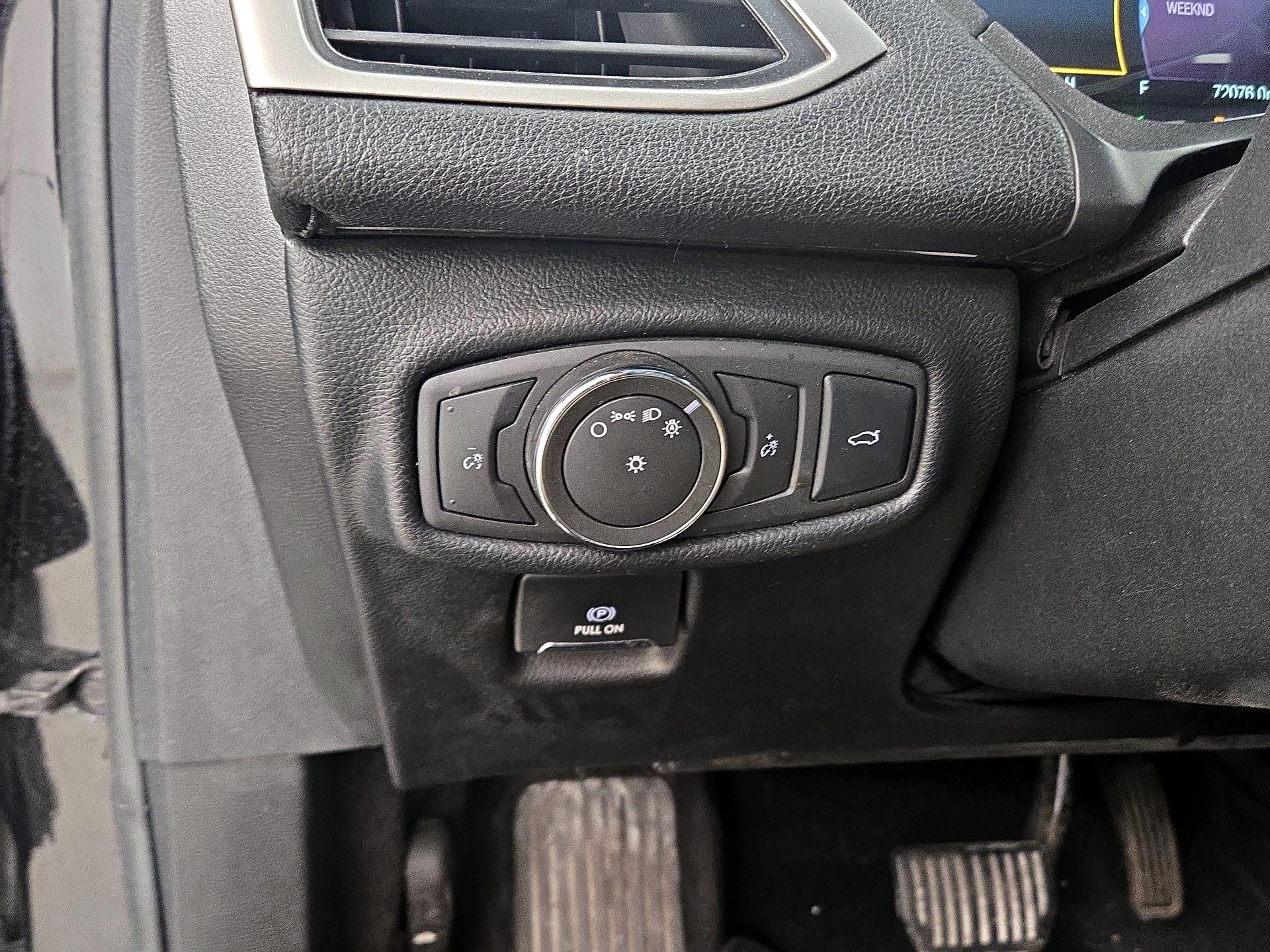 Thumbnail: 2017 Lincoln MKZ - 13