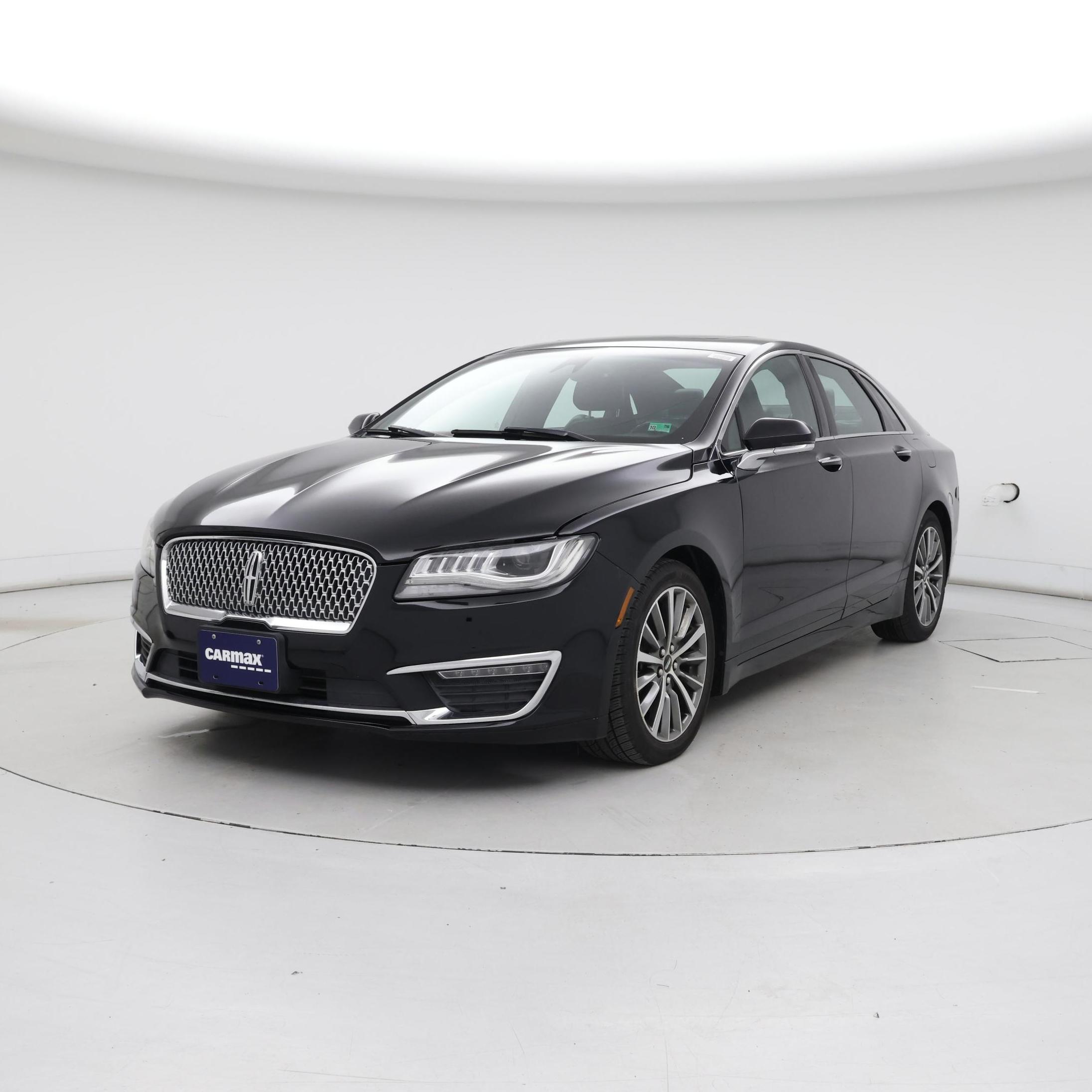 Thumbnail: 2017 Lincoln MKZ - 4