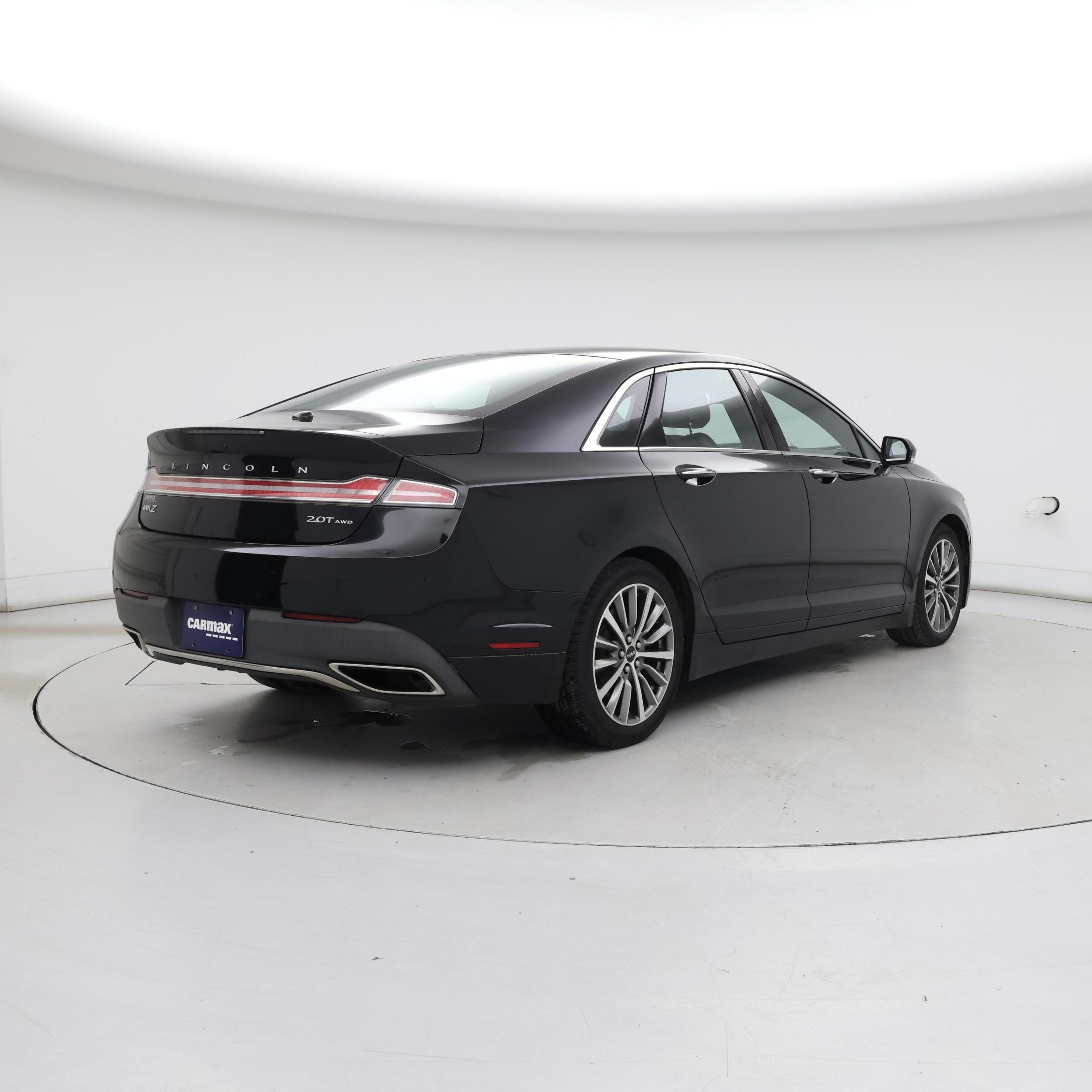 Thumbnail: 2017 Lincoln MKZ - 8