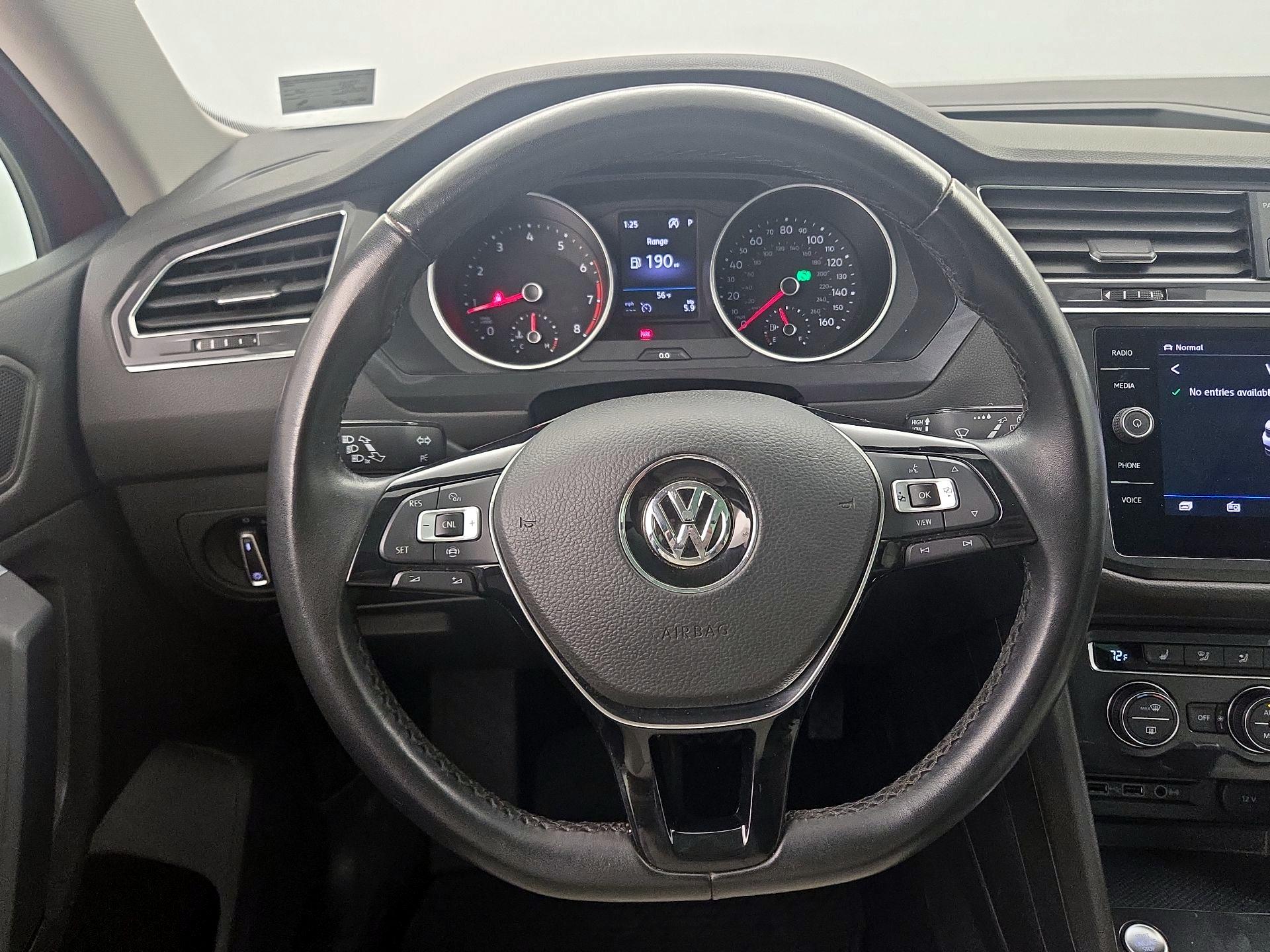 Thumbnail: 2019 Volkswagen Tiguan - 10
