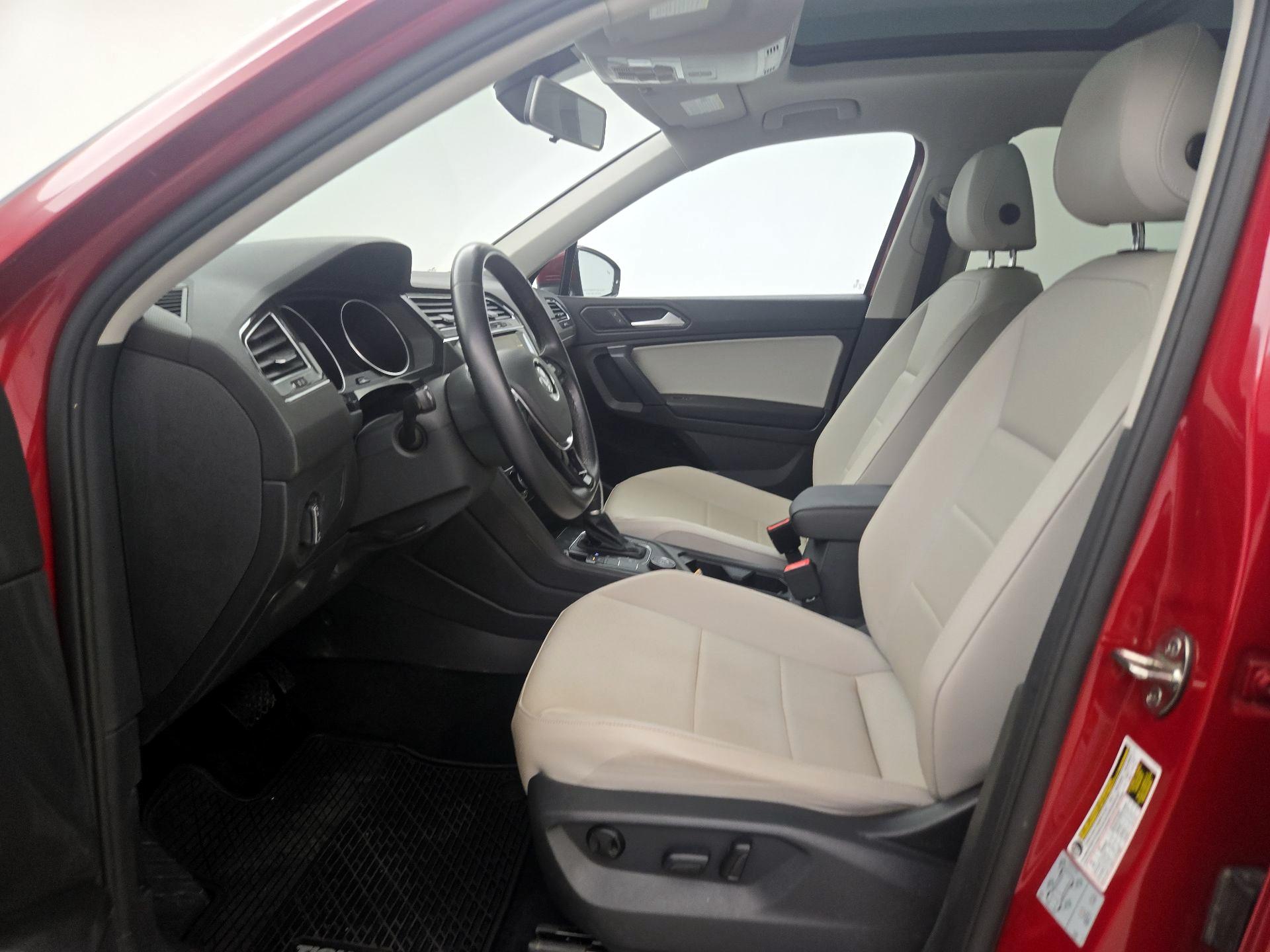 Thumbnail: 2019 Volkswagen Tiguan - 11