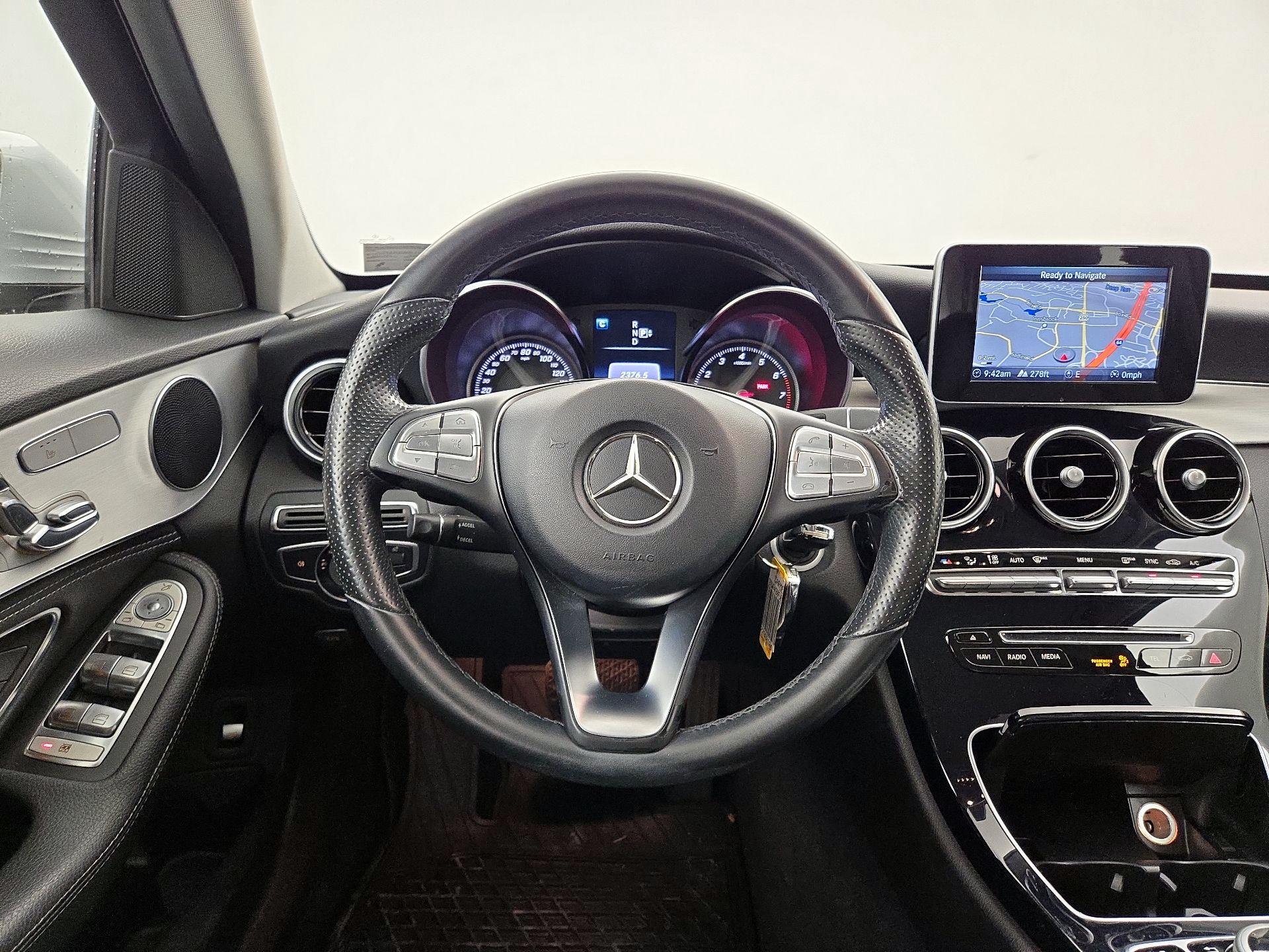 Thumbnail: 2015 Mercedes-Benz C-Class - 10