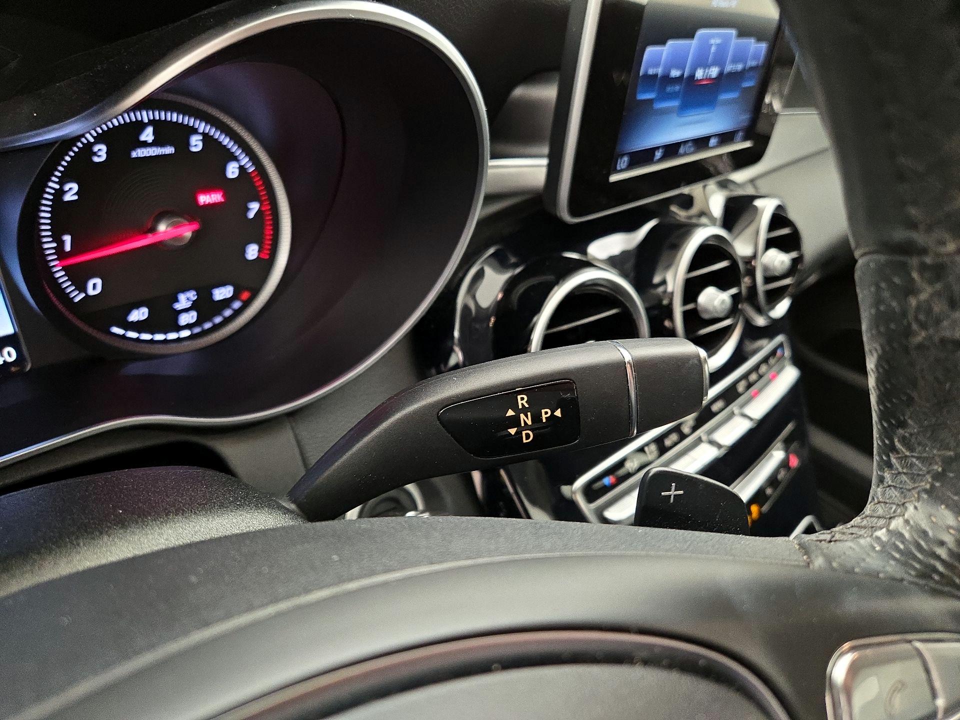 Thumbnail: 2015 Mercedes-Benz C-Class - 17