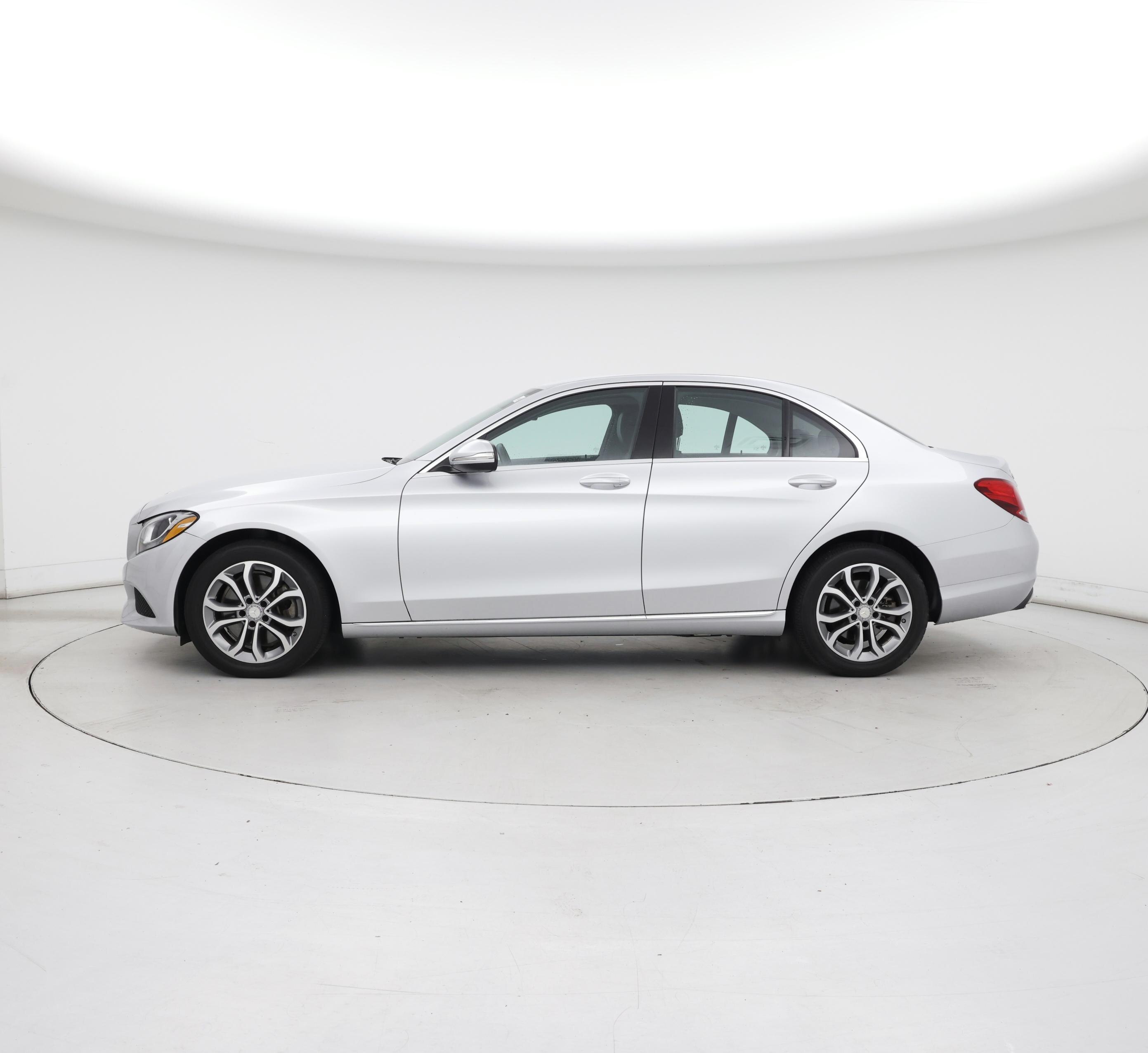 Thumbnail: 2015 Mercedes-Benz C-Class - 3