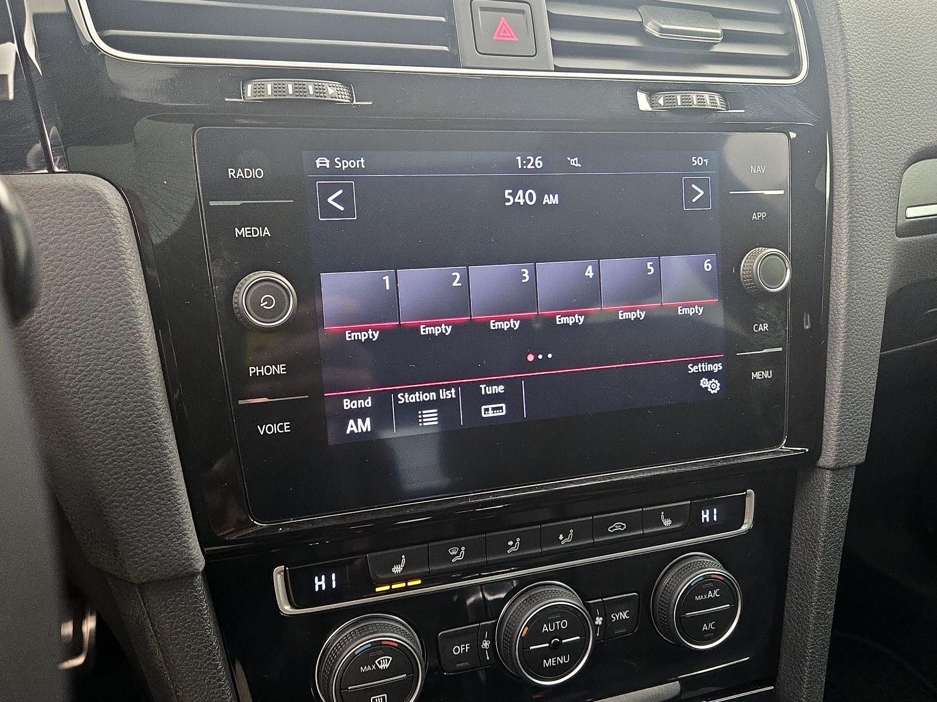 Thumbnail: 2019 Volkswagen Golf - 16