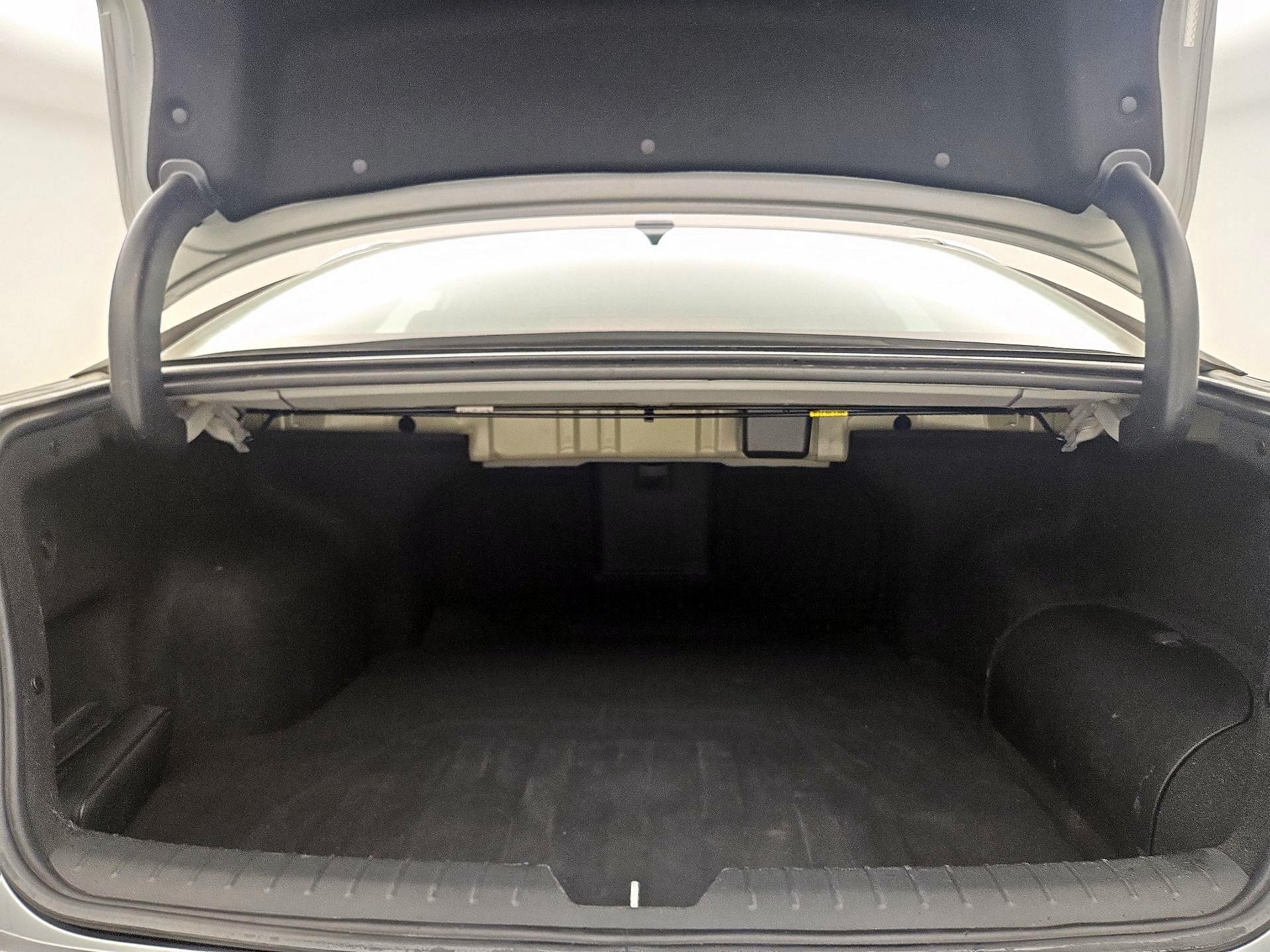 Thumbnail: 2018 Kia Optima - 20