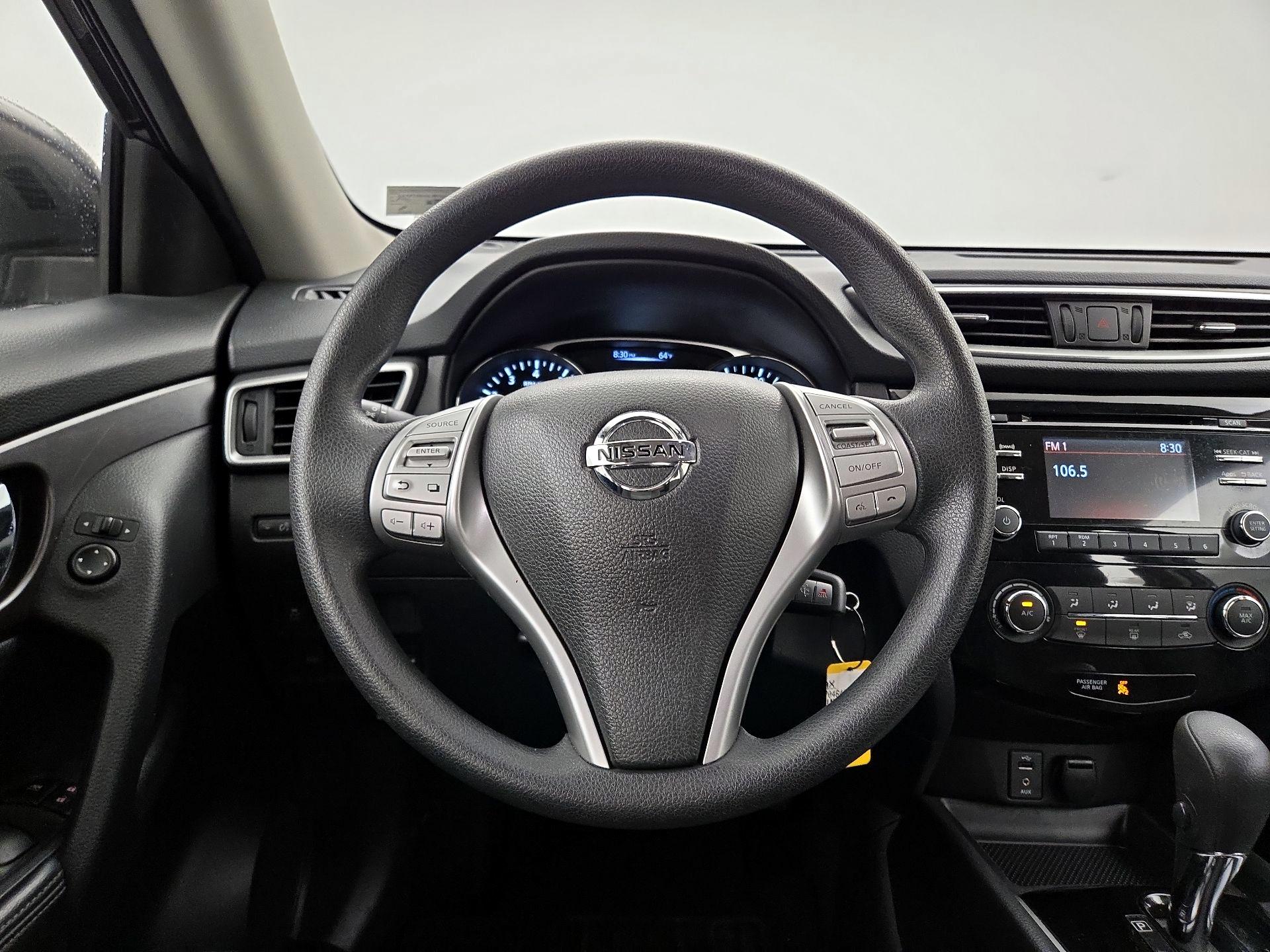 Thumbnail: 2016 Nissan Rogue - 10