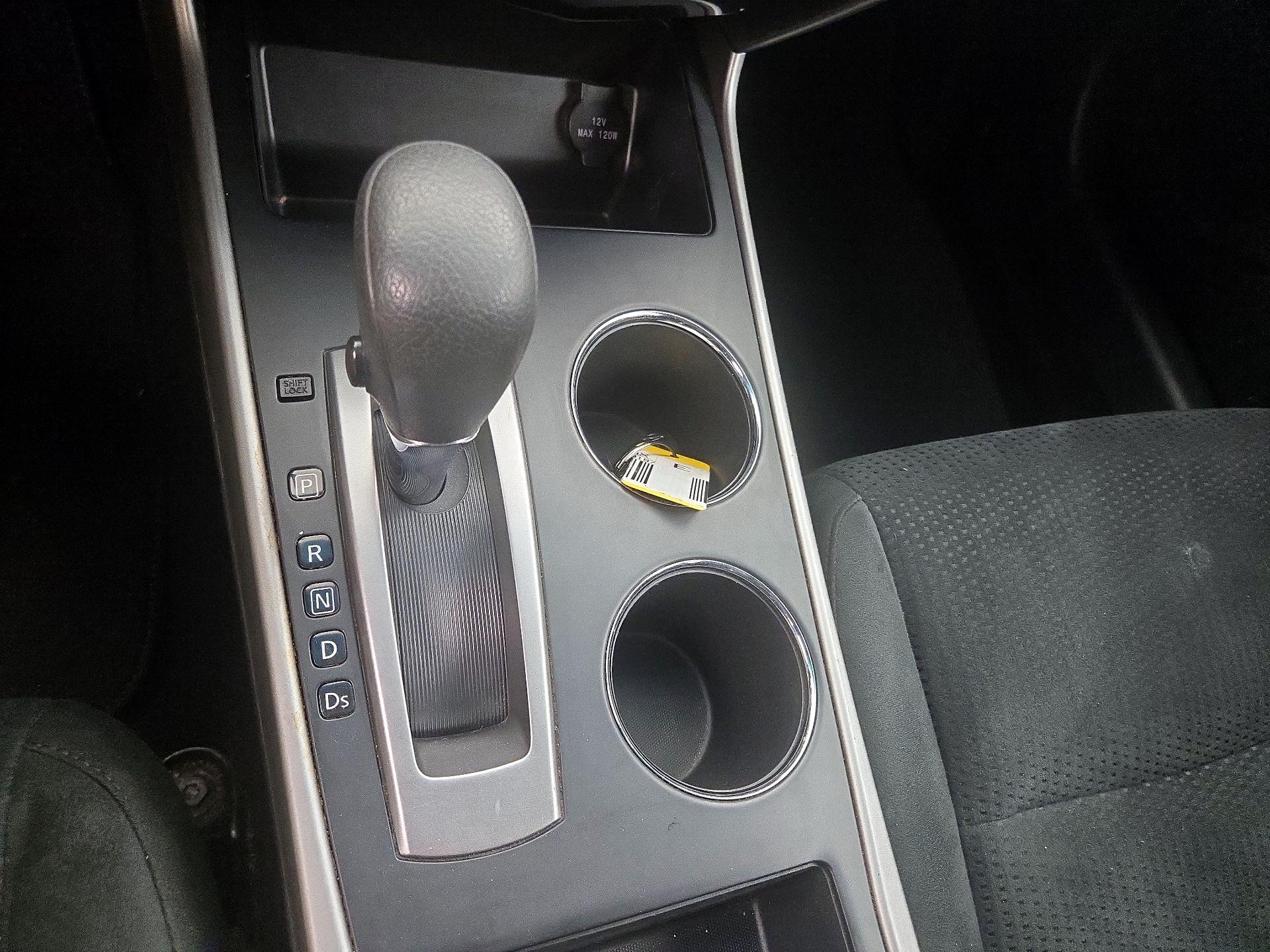 Thumbnail: 2015 Nissan Altima - 16