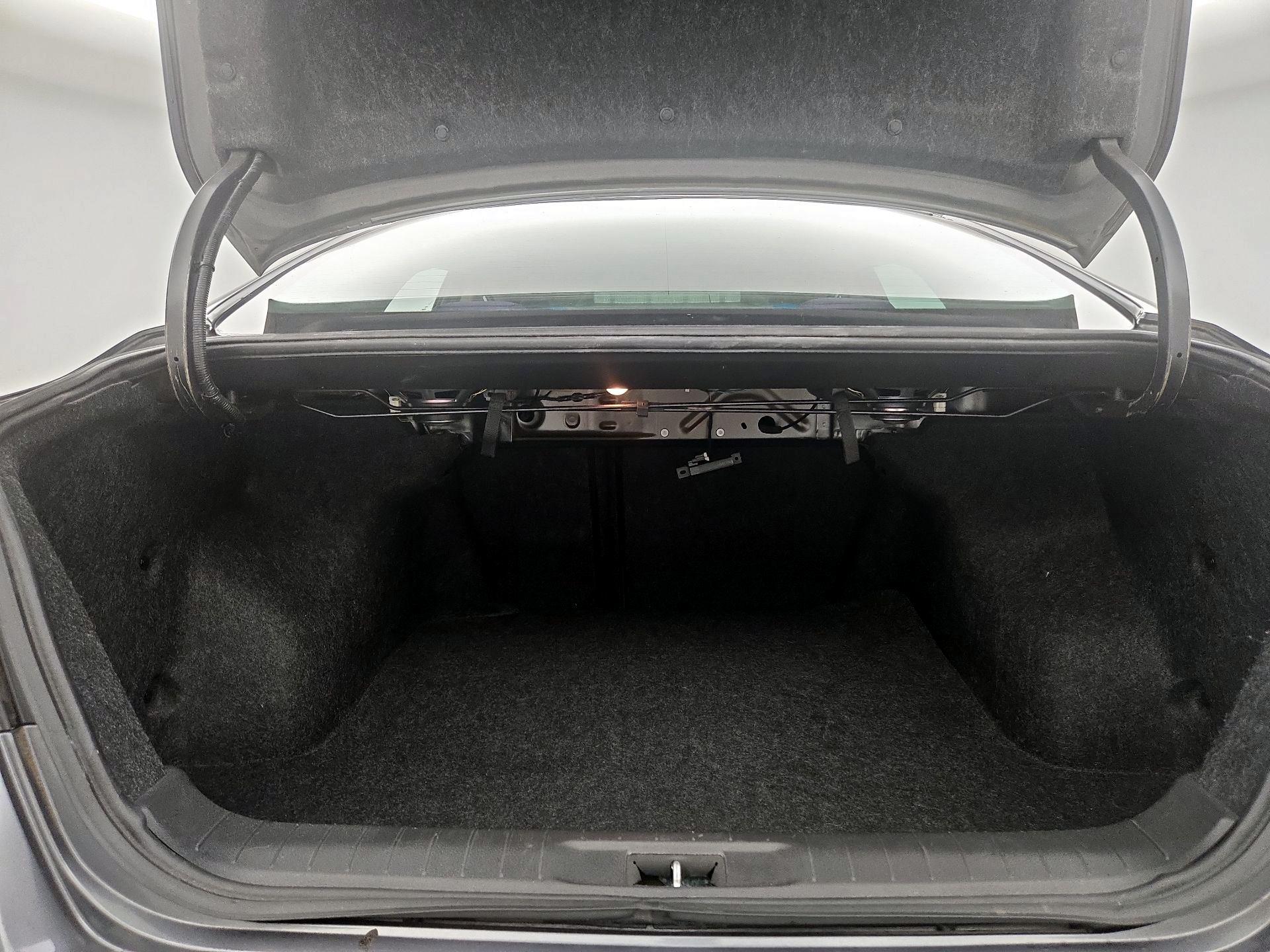 Thumbnail: 2015 Nissan Altima - 19