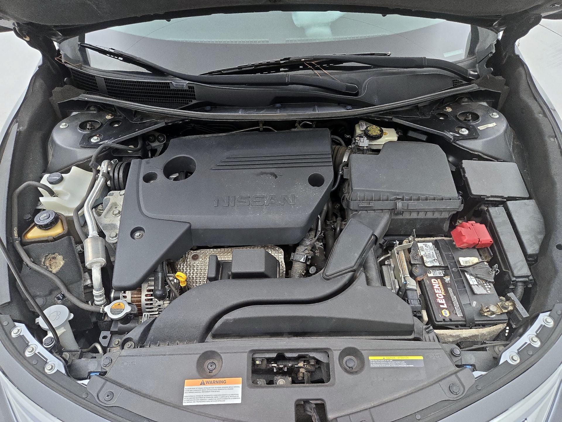 Thumbnail: 2015 Nissan Altima - 20