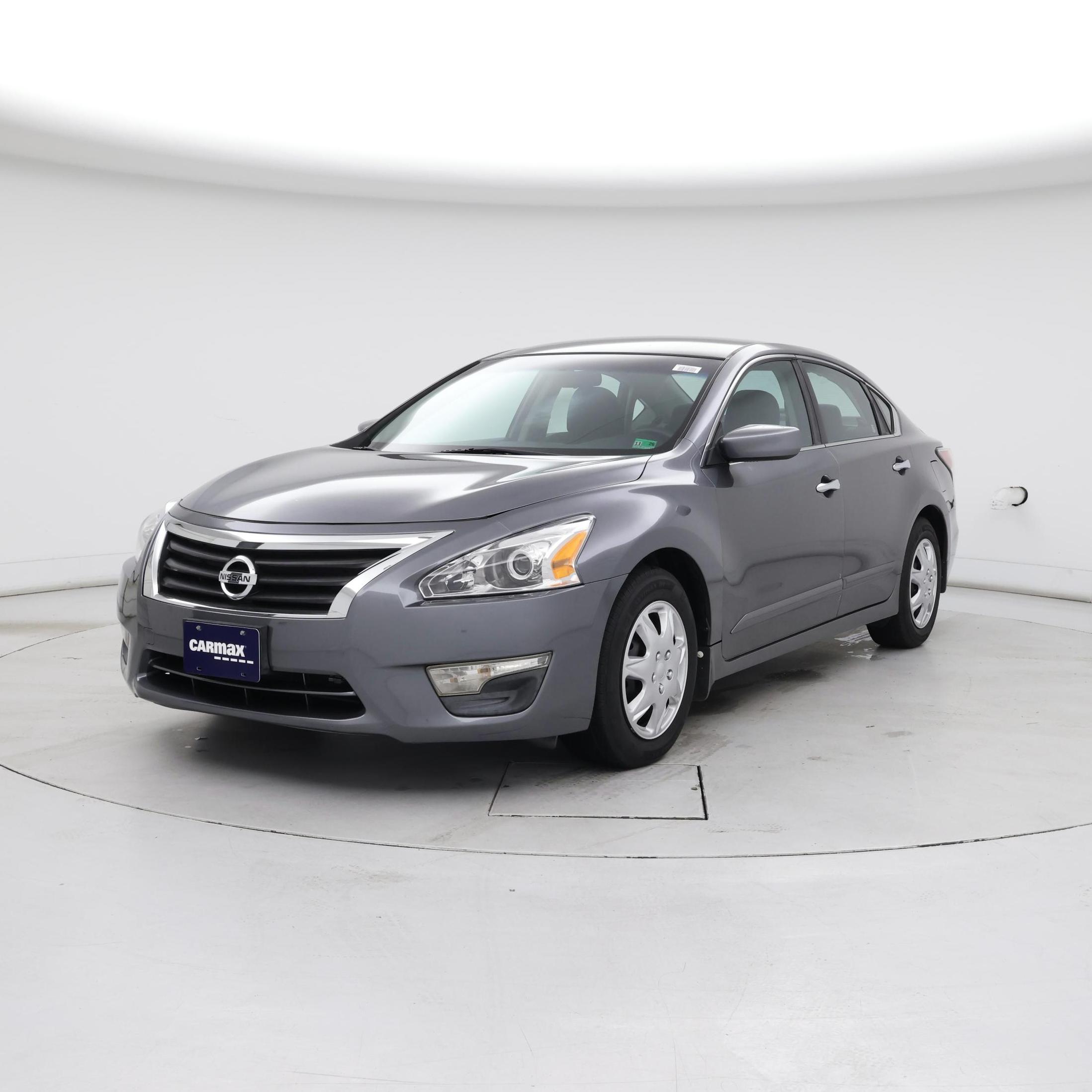Thumbnail: 2015 Nissan Altima - 4