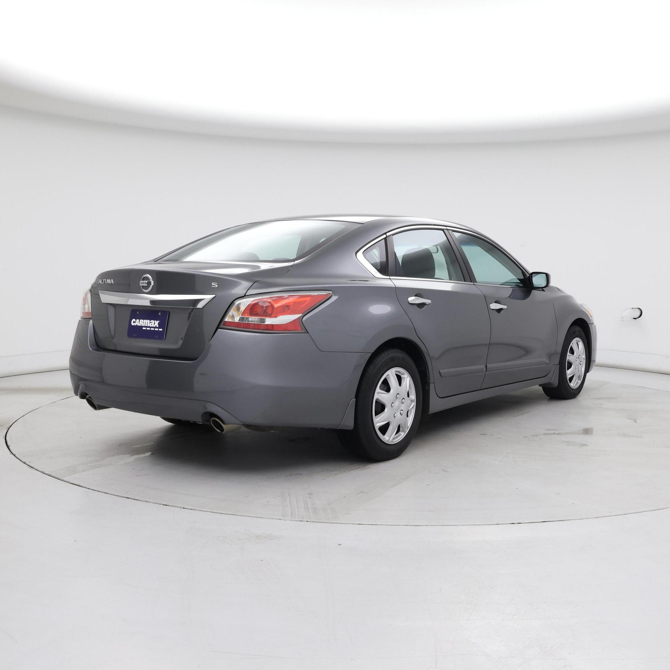 Thumbnail: 2015 Nissan Altima - 8
