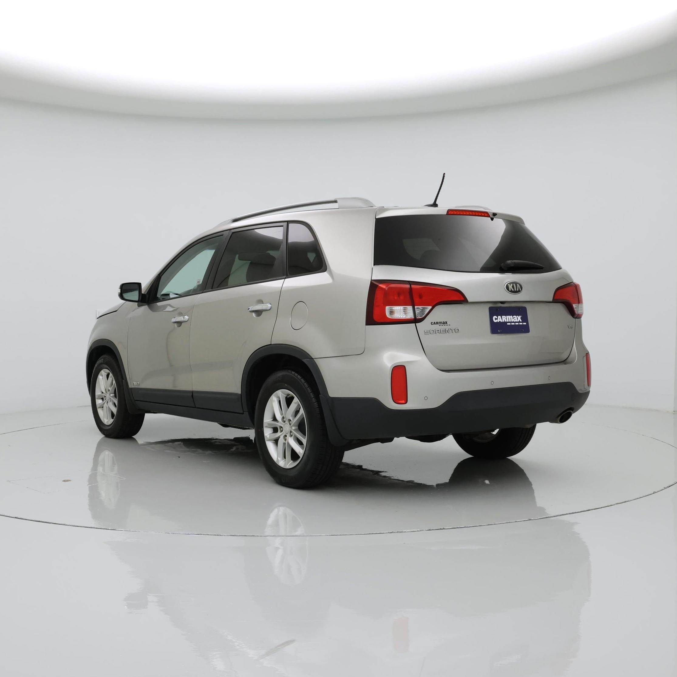 Thumbnail: 2015 Kia Sorento - 2