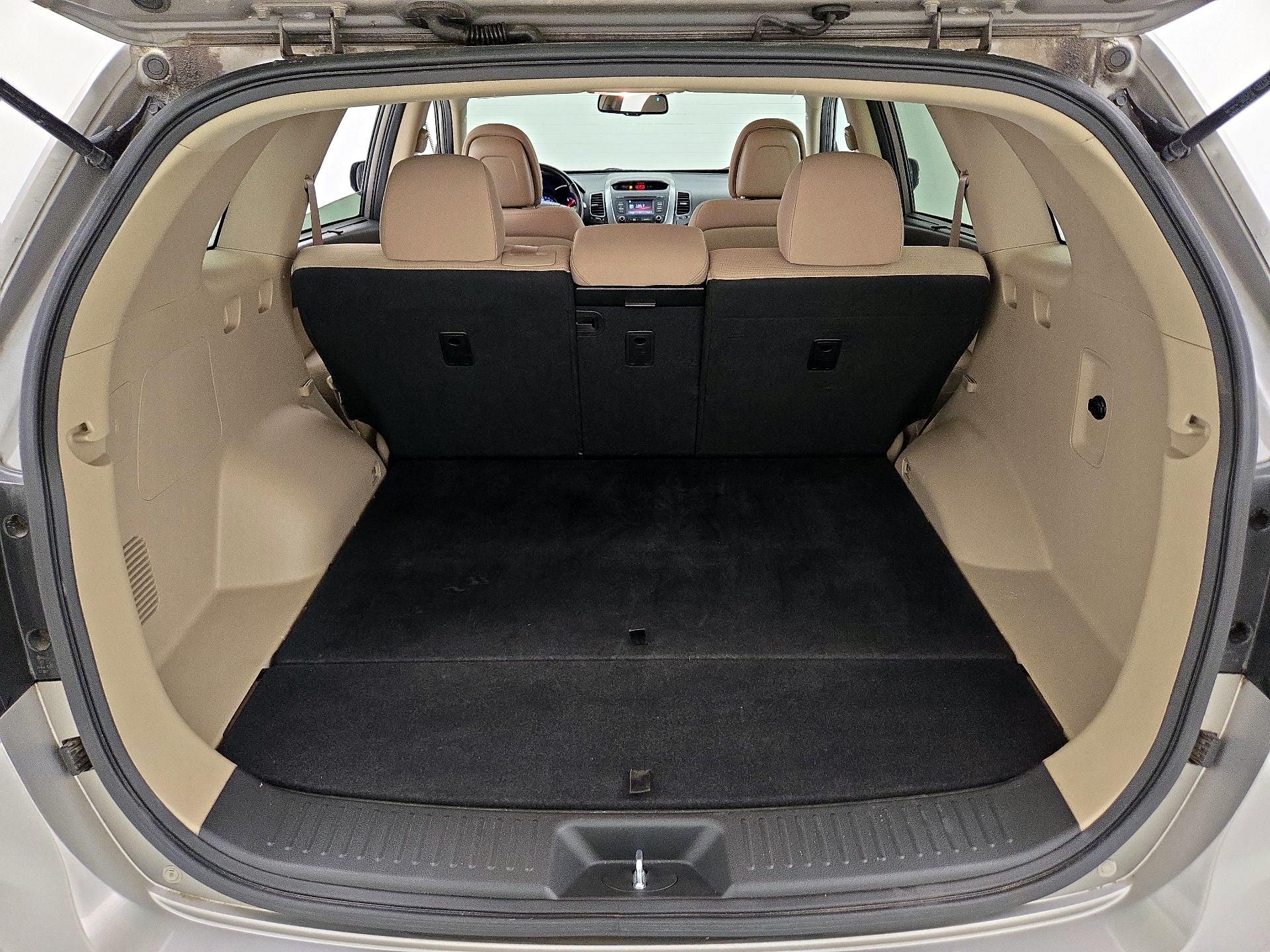 Thumbnail: 2015 Kia Sorento - 20