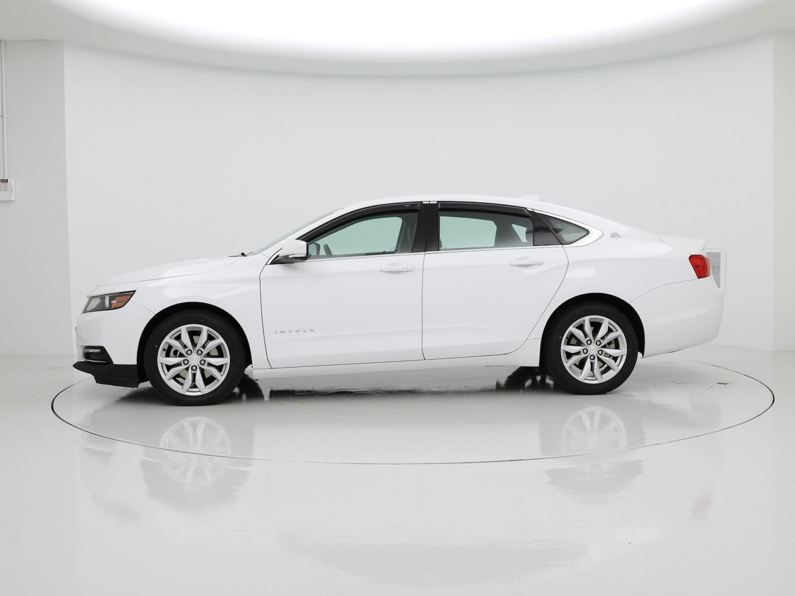 Image of 2019 Chevrolet Impala LT