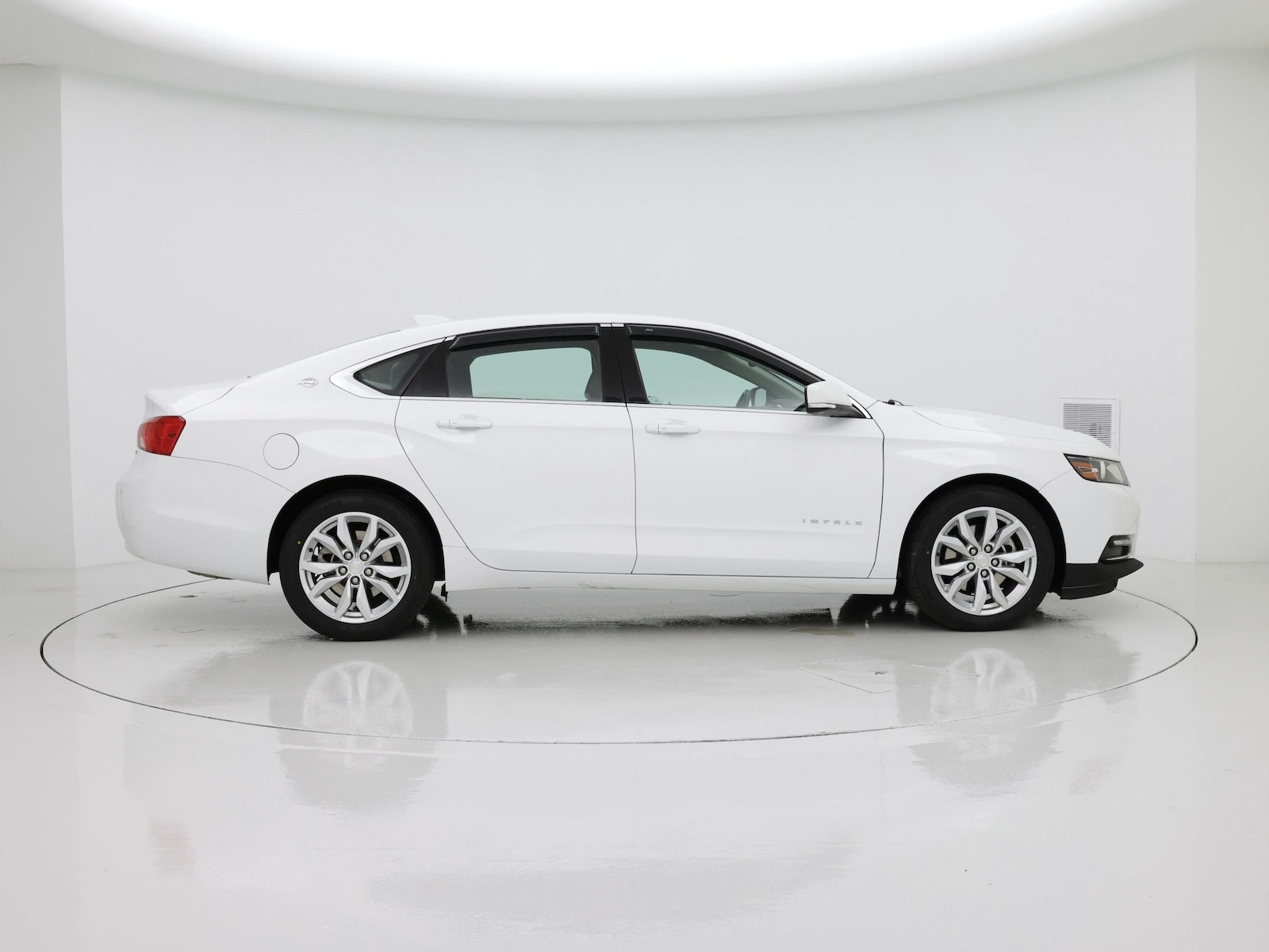 Image of 2019 Chevrolet Impala LT