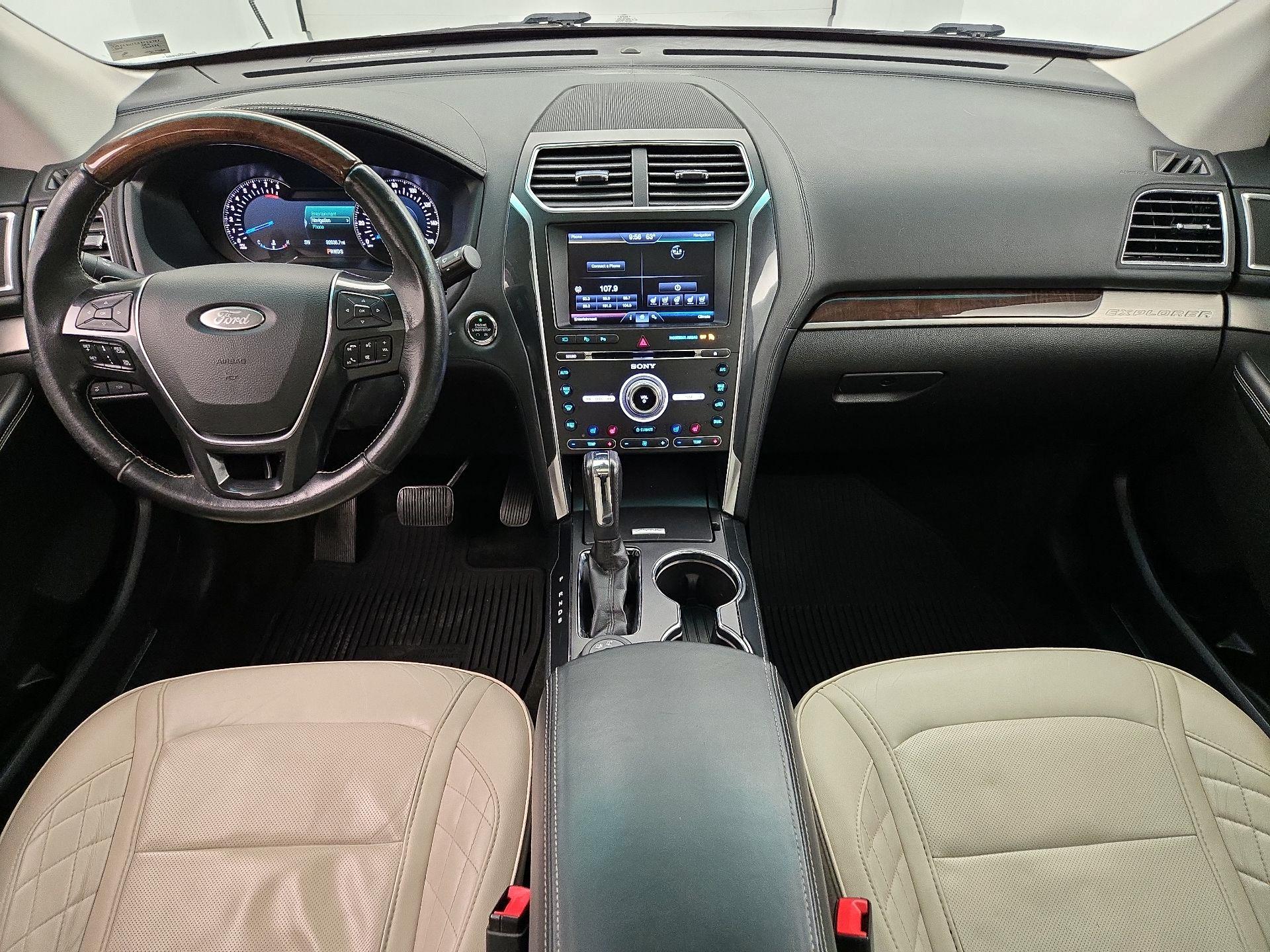 Thumbnail: 2016 Ford Explorer - 9