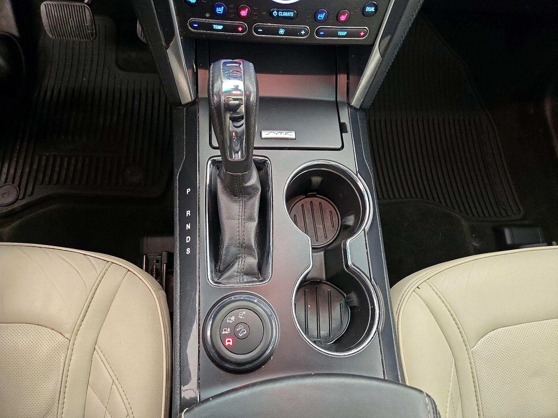 Thumbnail: 2016 Ford Explorer - 18