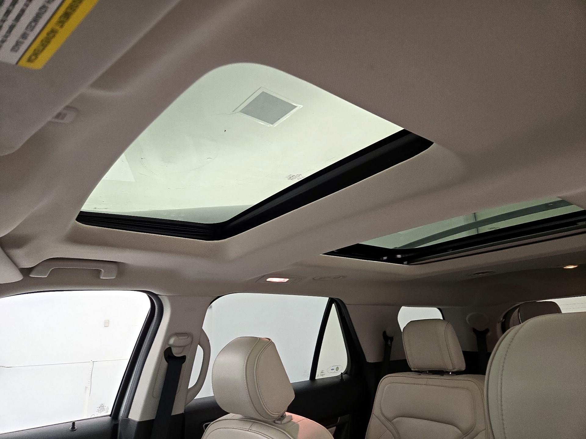 Thumbnail: 2016 Ford Explorer - 20