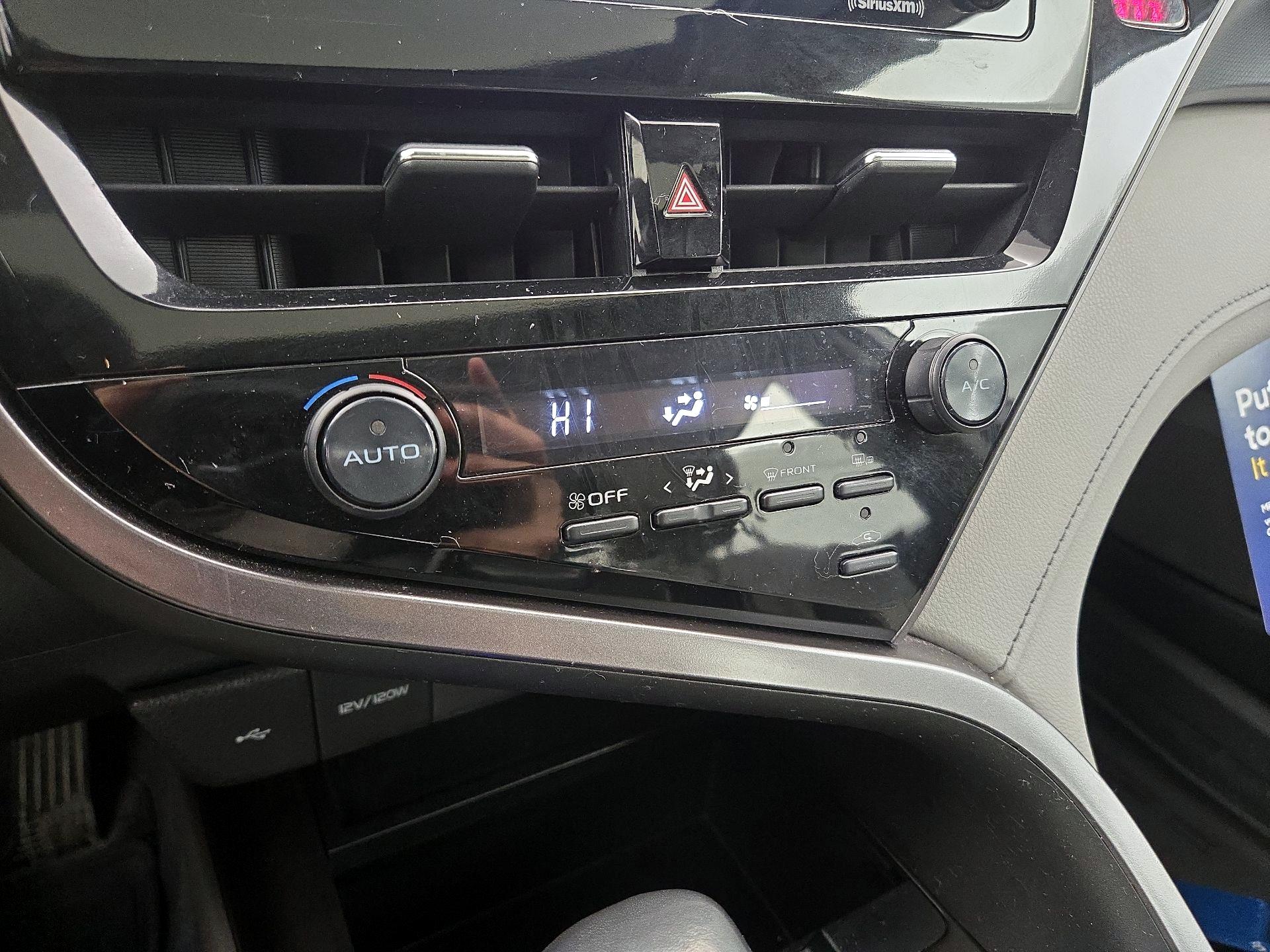 Thumbnail: 2021 Toyota Camry - 16