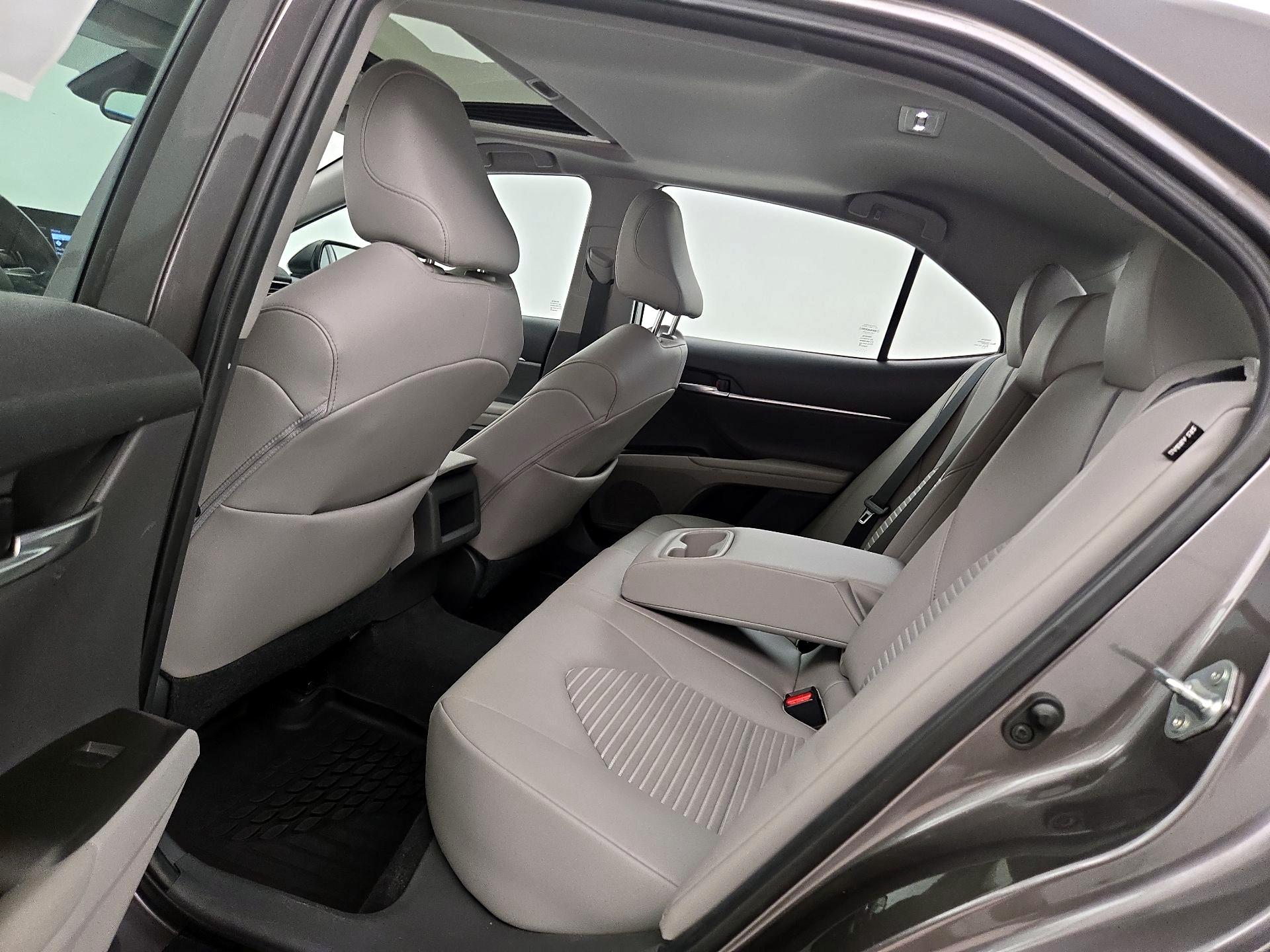 Thumbnail: 2021 Toyota Camry - 20