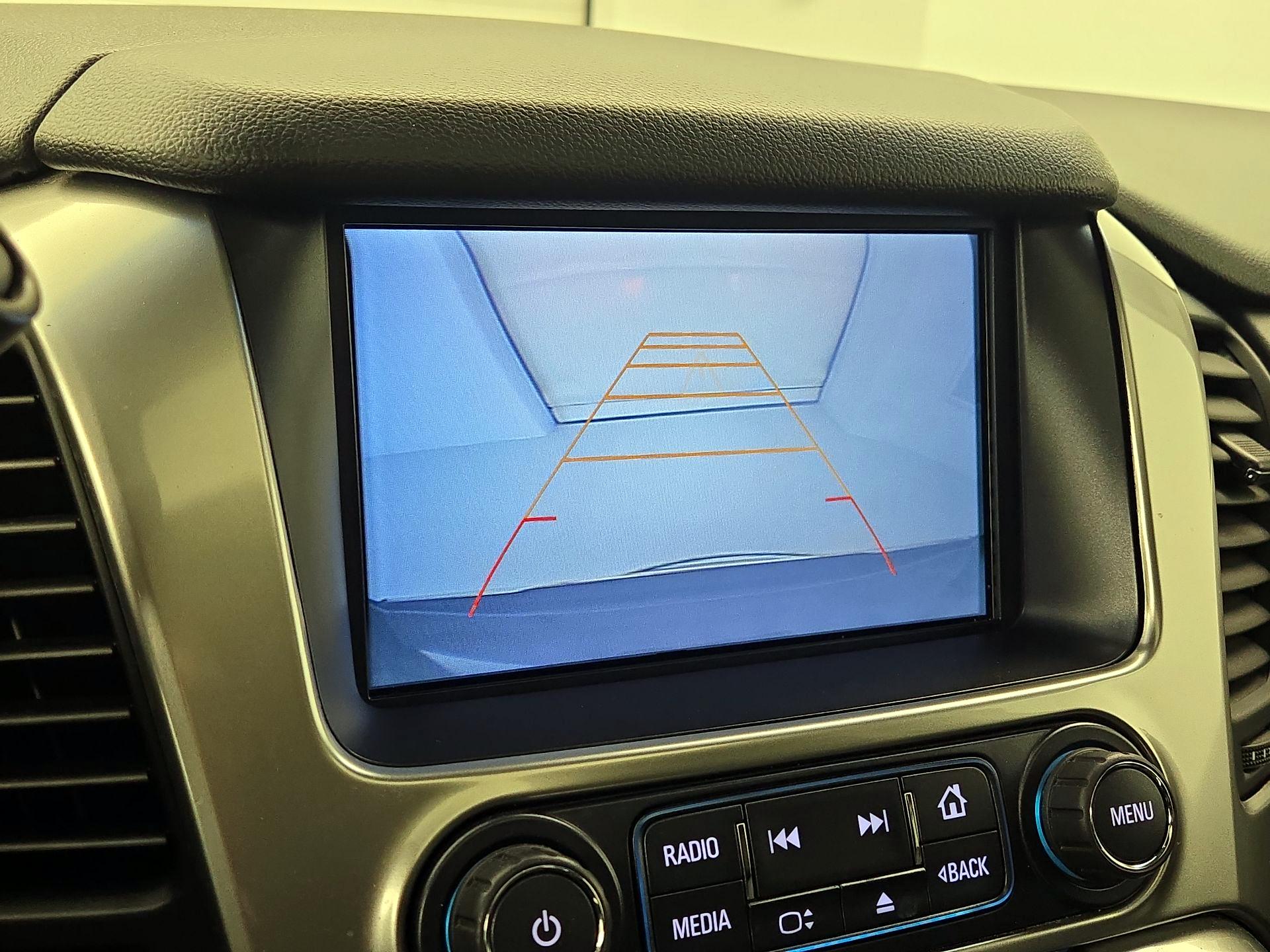 Thumbnail: 2017 Chevrolet Tahoe - 15