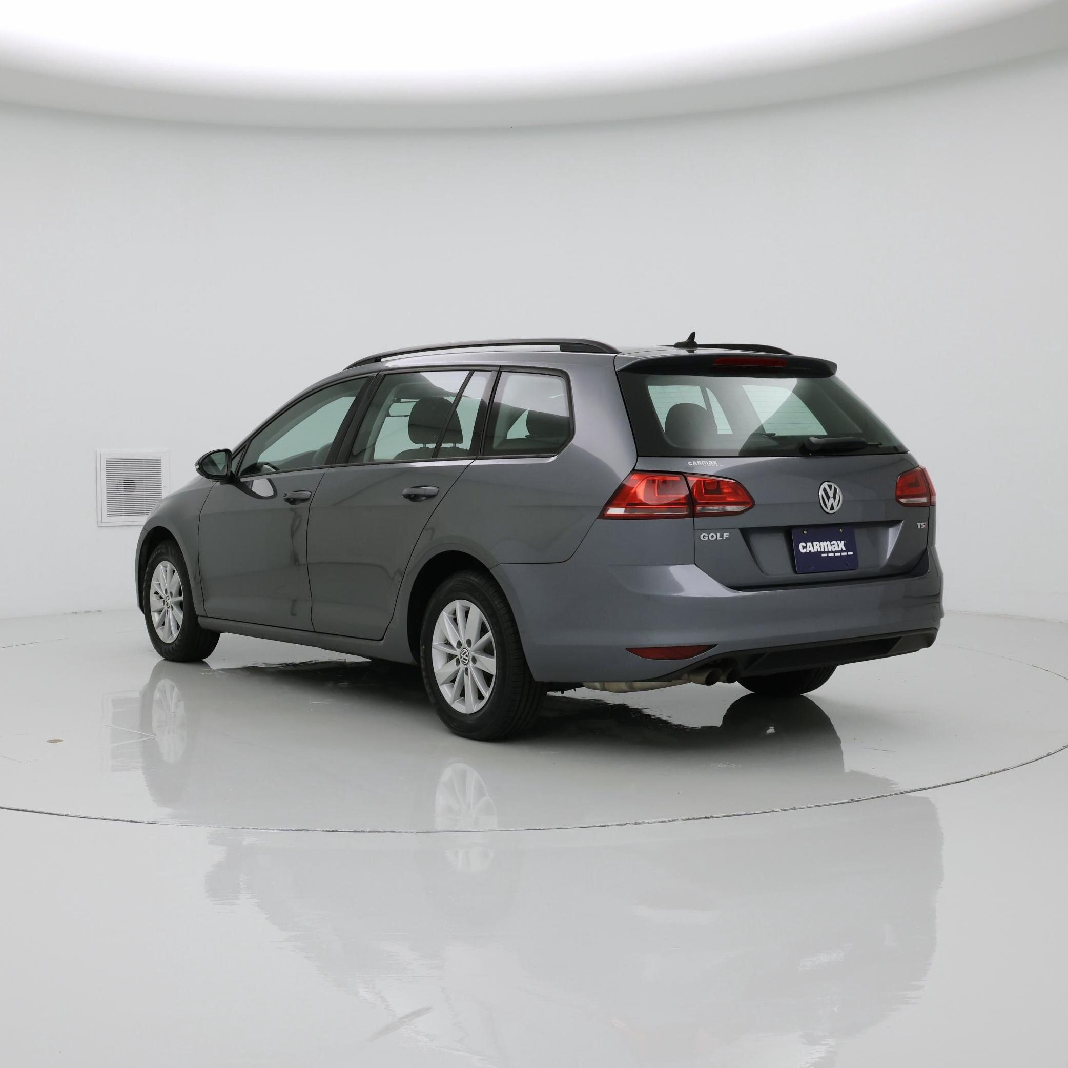 Thumbnail: 2016 Volkswagen Golf - 2