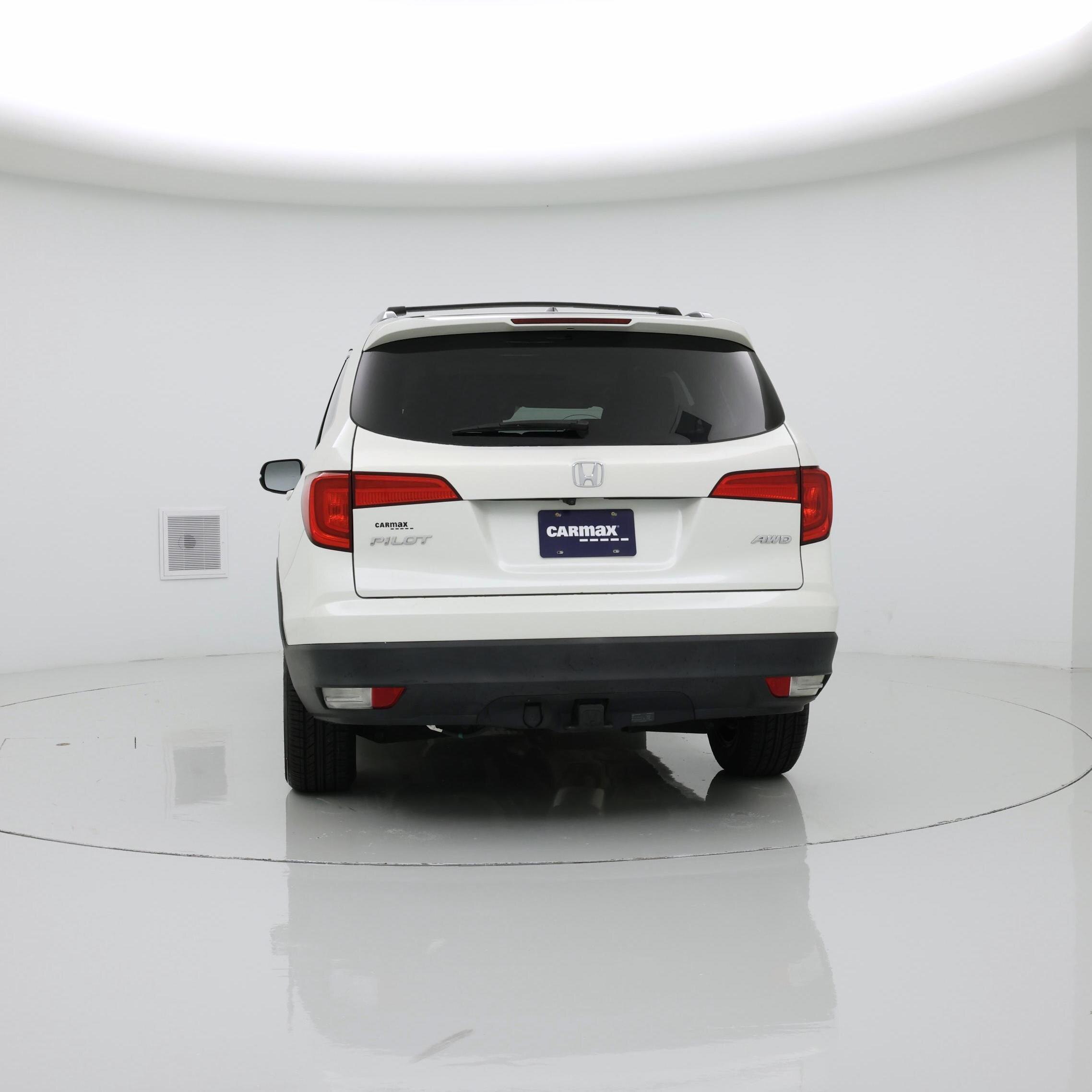 Thumbnail: 2017 Honda Pilot - 6