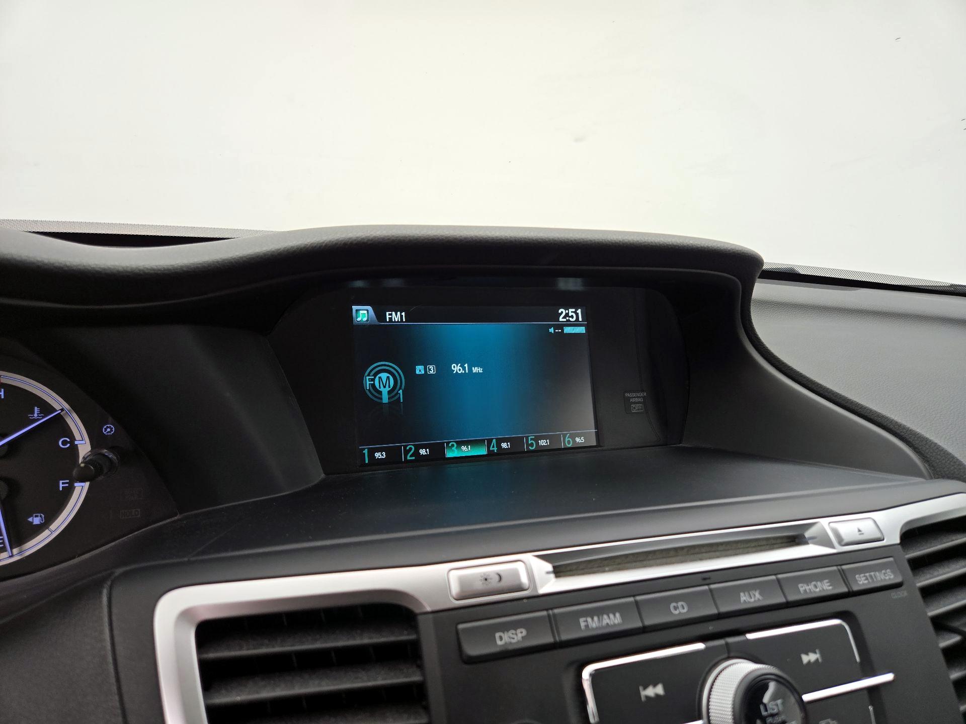 Thumbnail: 2015 Honda Accord - 15