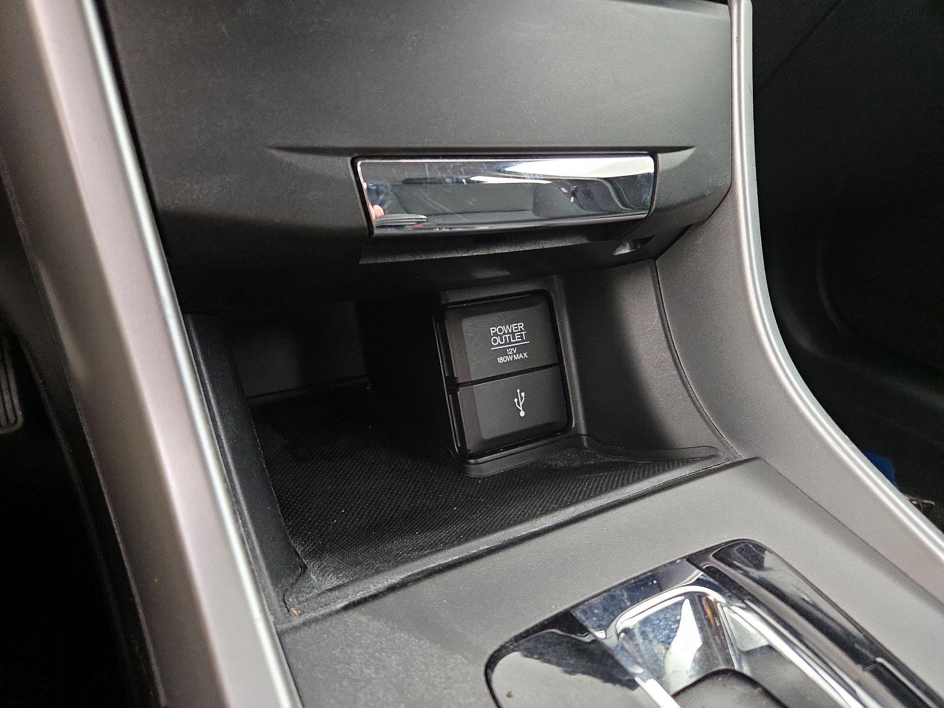 Thumbnail: 2015 Honda Accord - 18