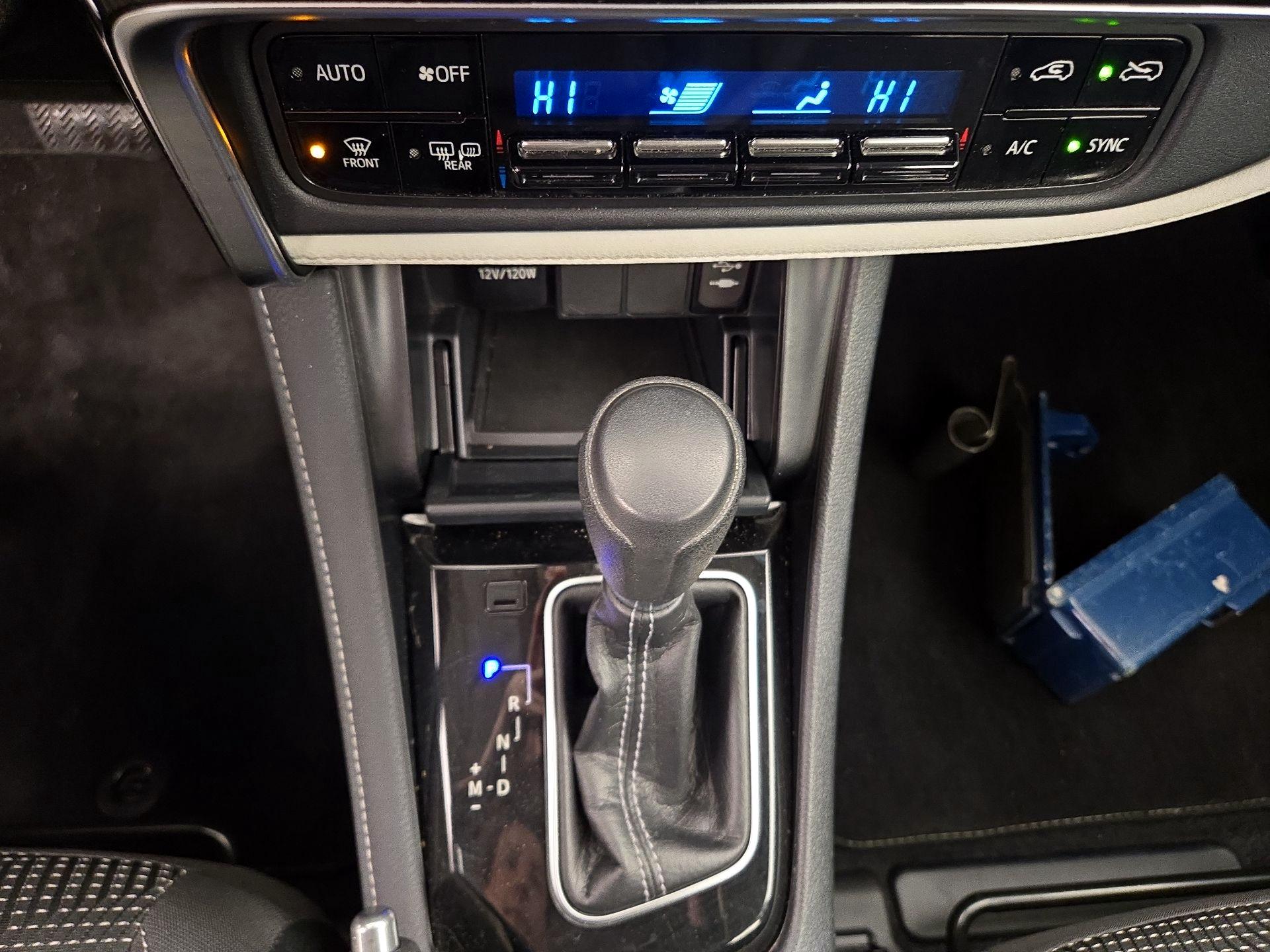 Thumbnail: 2018 Toyota Corolla iM - 17