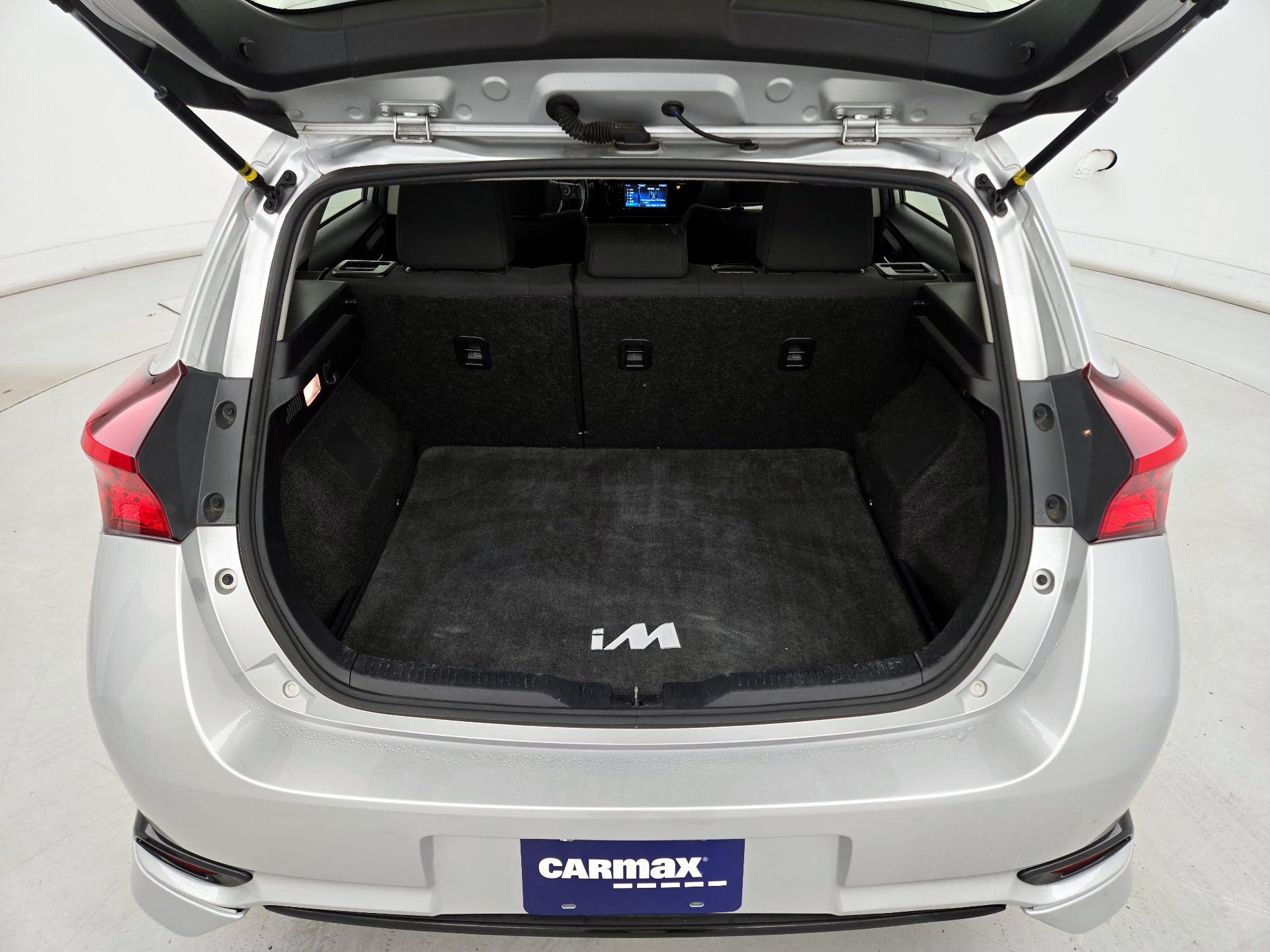 Thumbnail: 2018 Toyota Corolla iM - 20