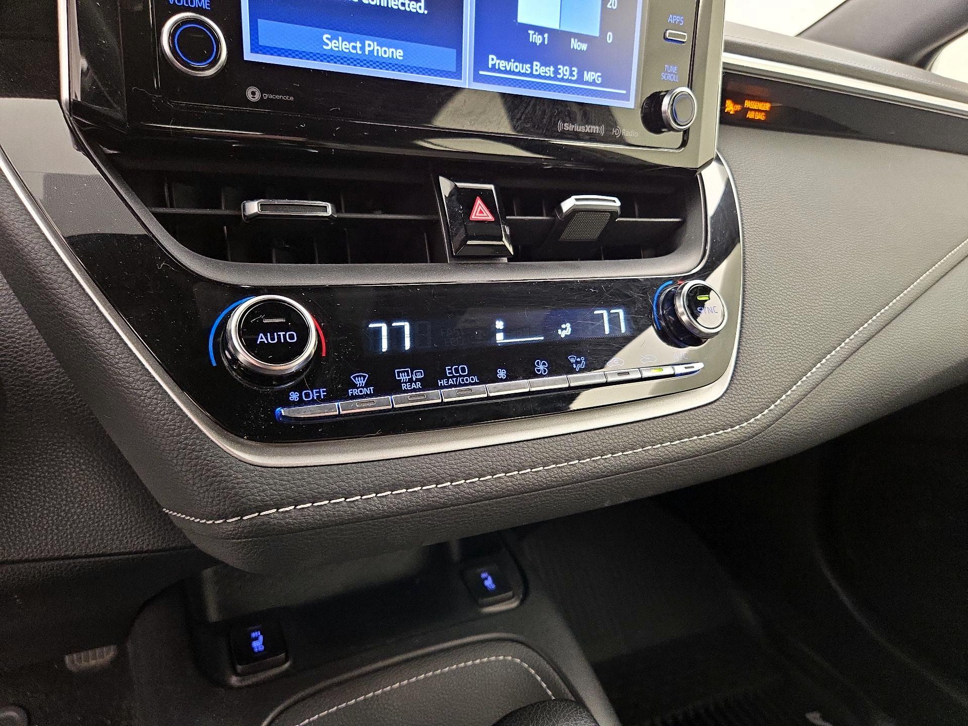 Thumbnail: 2020 Toyota Corolla - 16