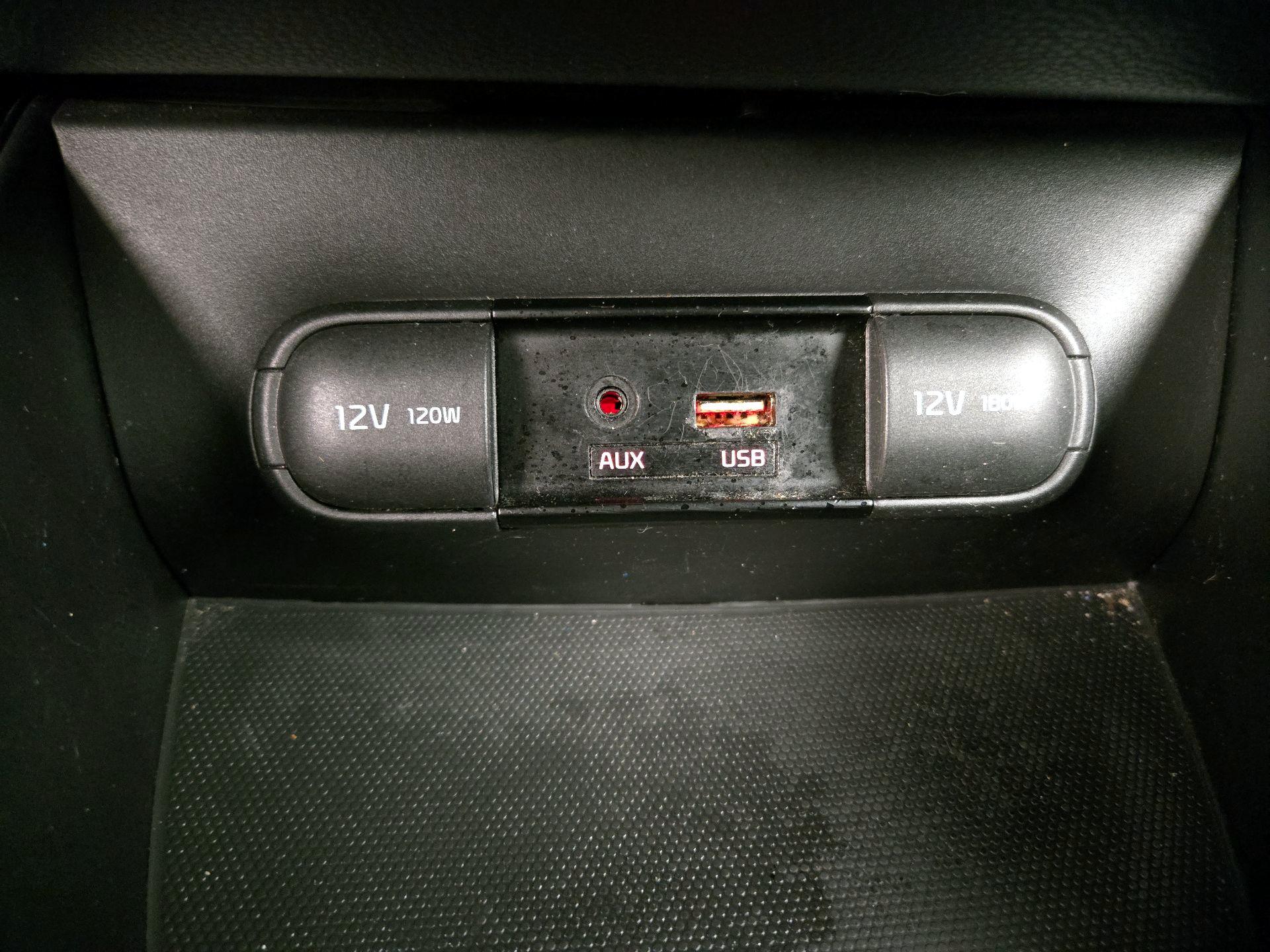 Thumbnail: 2019 Kia Soul - 18