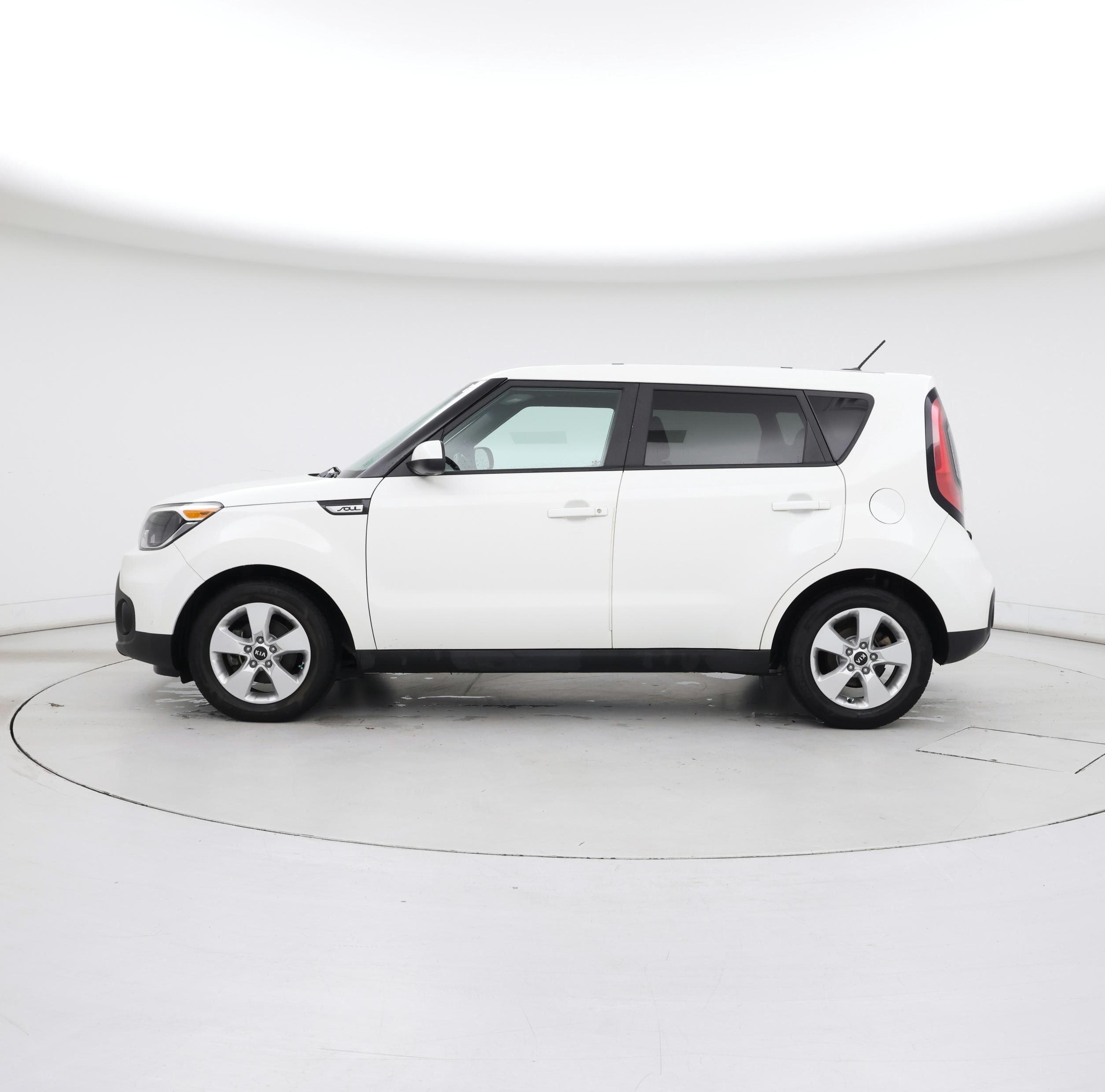 Thumbnail: 2019 Kia Soul - 3