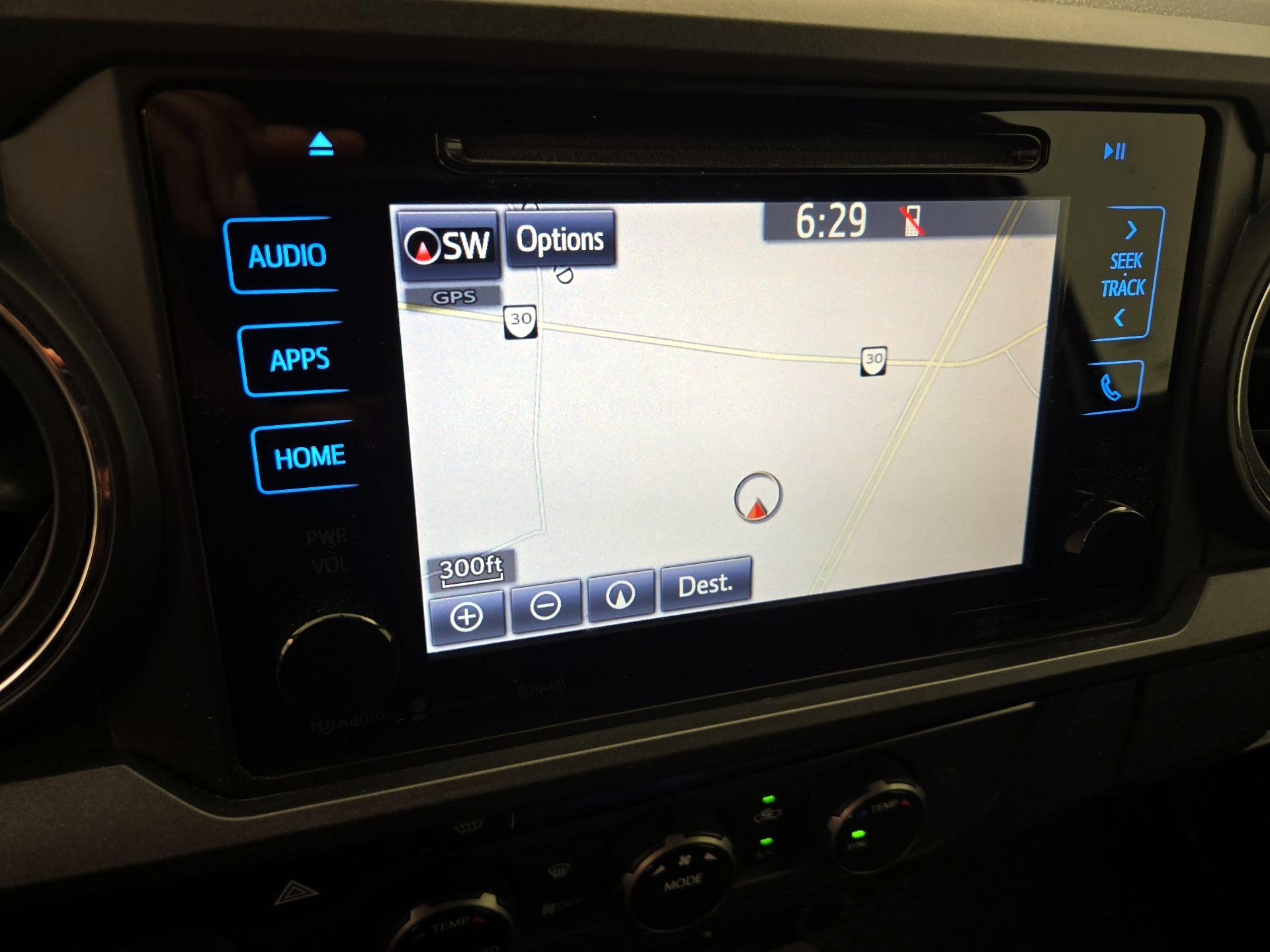 Thumbnail: 2017 Toyota Tacoma - 14