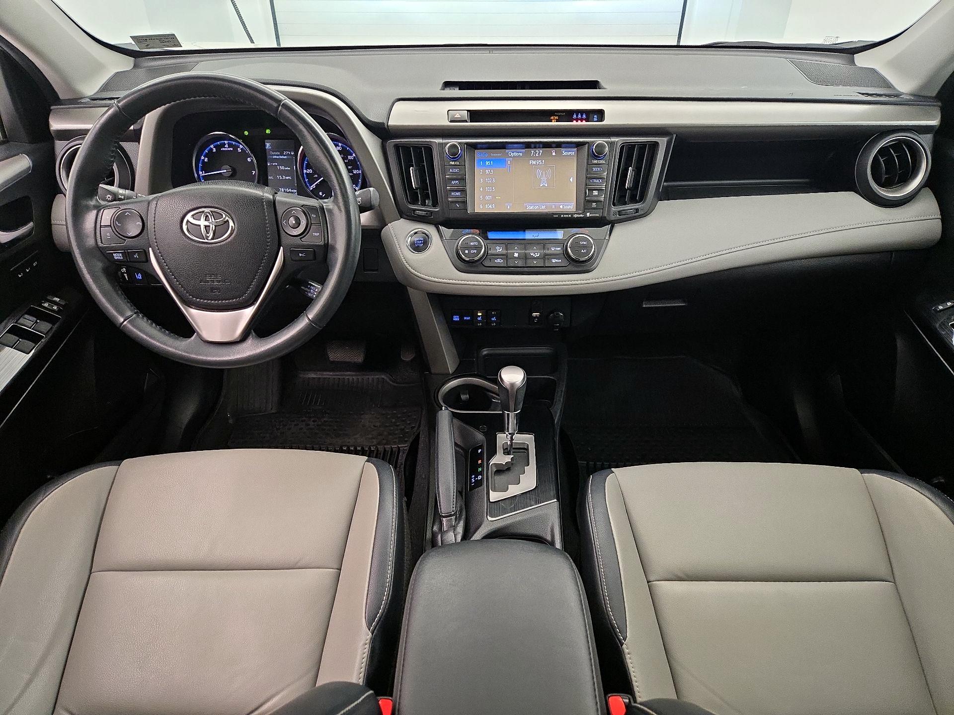 Thumbnail: 2017 Toyota RAV4 - 9