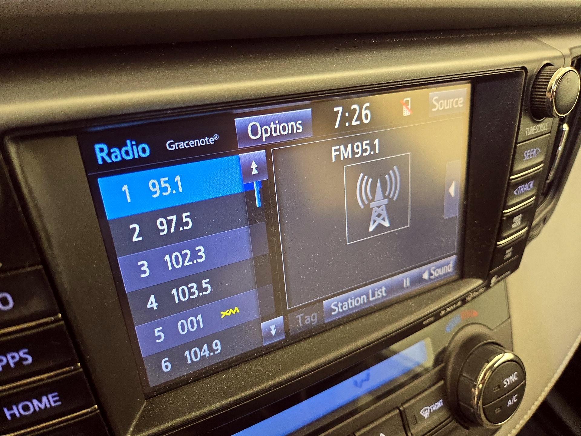 Thumbnail: 2017 Toyota RAV4 - 15