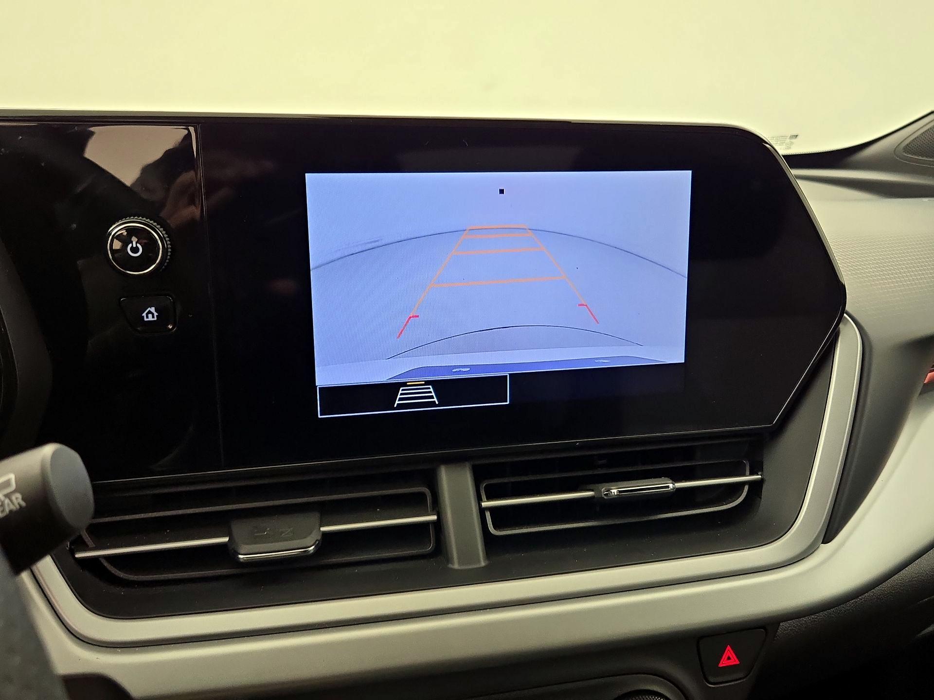 Thumbnail: 2025 Chevrolet Trax - 14