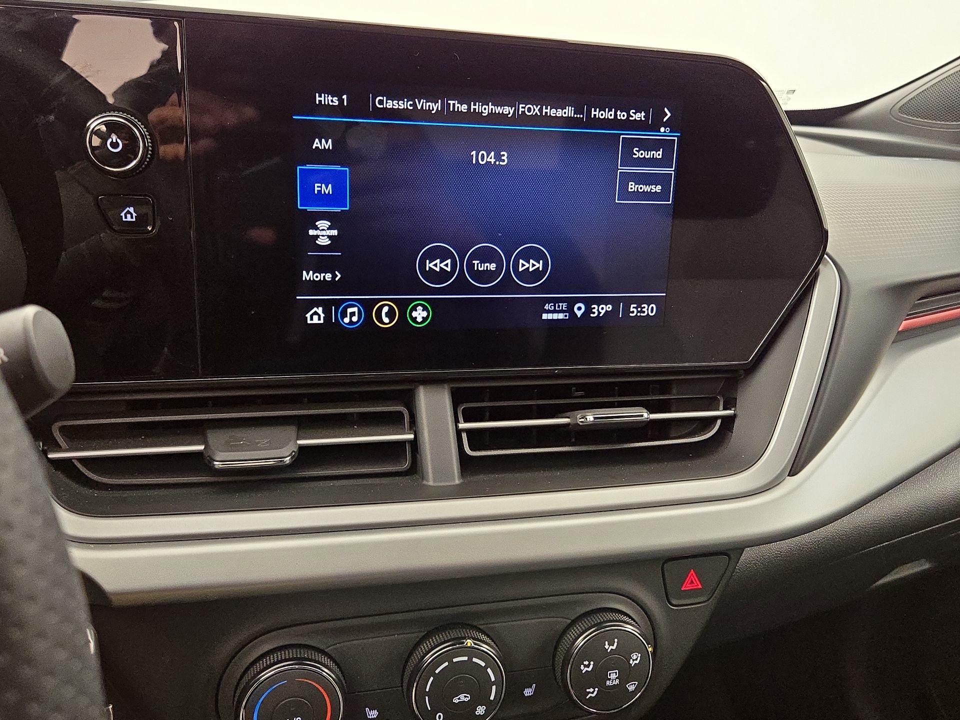 Thumbnail: 2025 Chevrolet Trax - 15