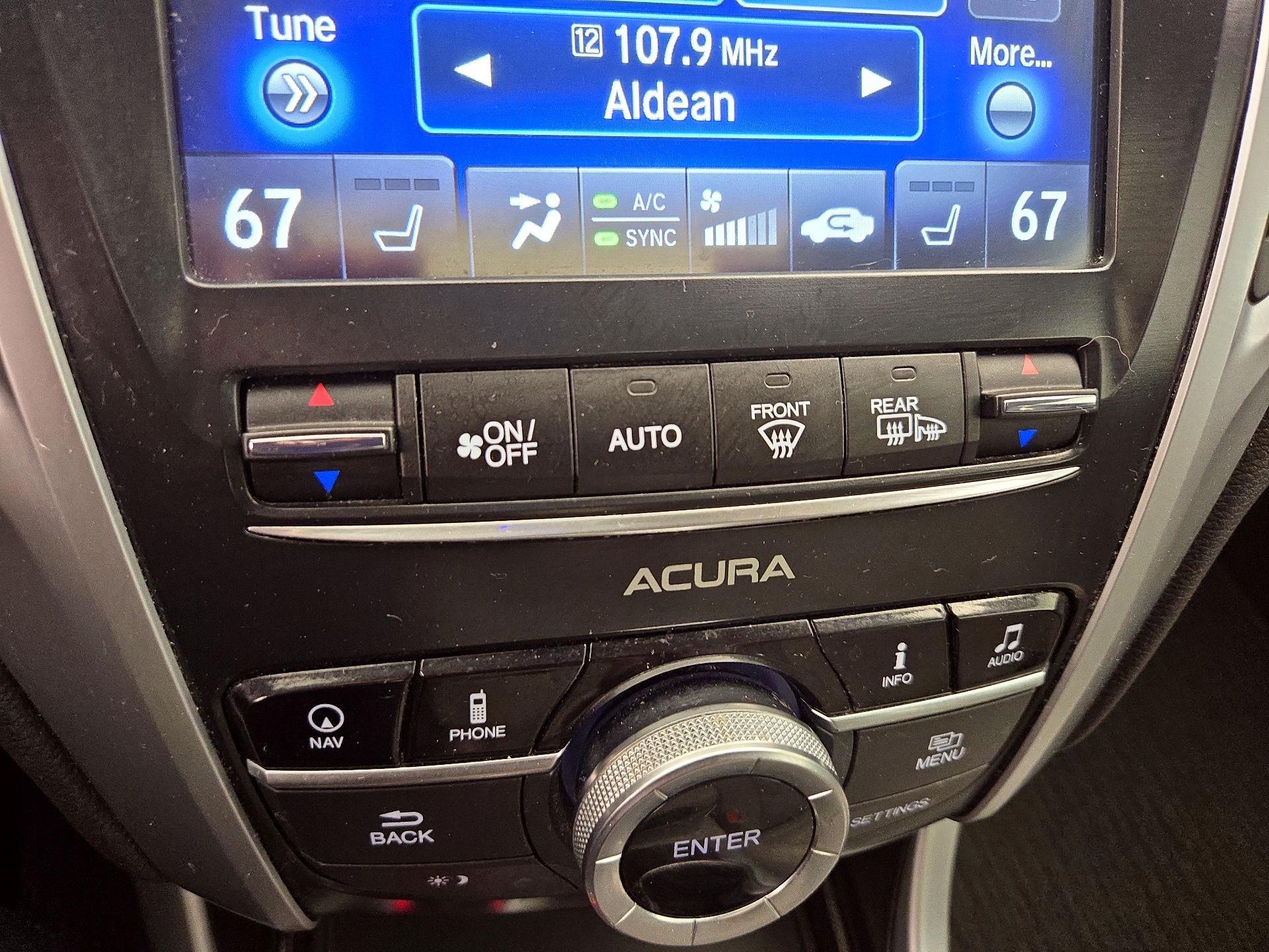 Thumbnail: 2015 Acura TLX - 17