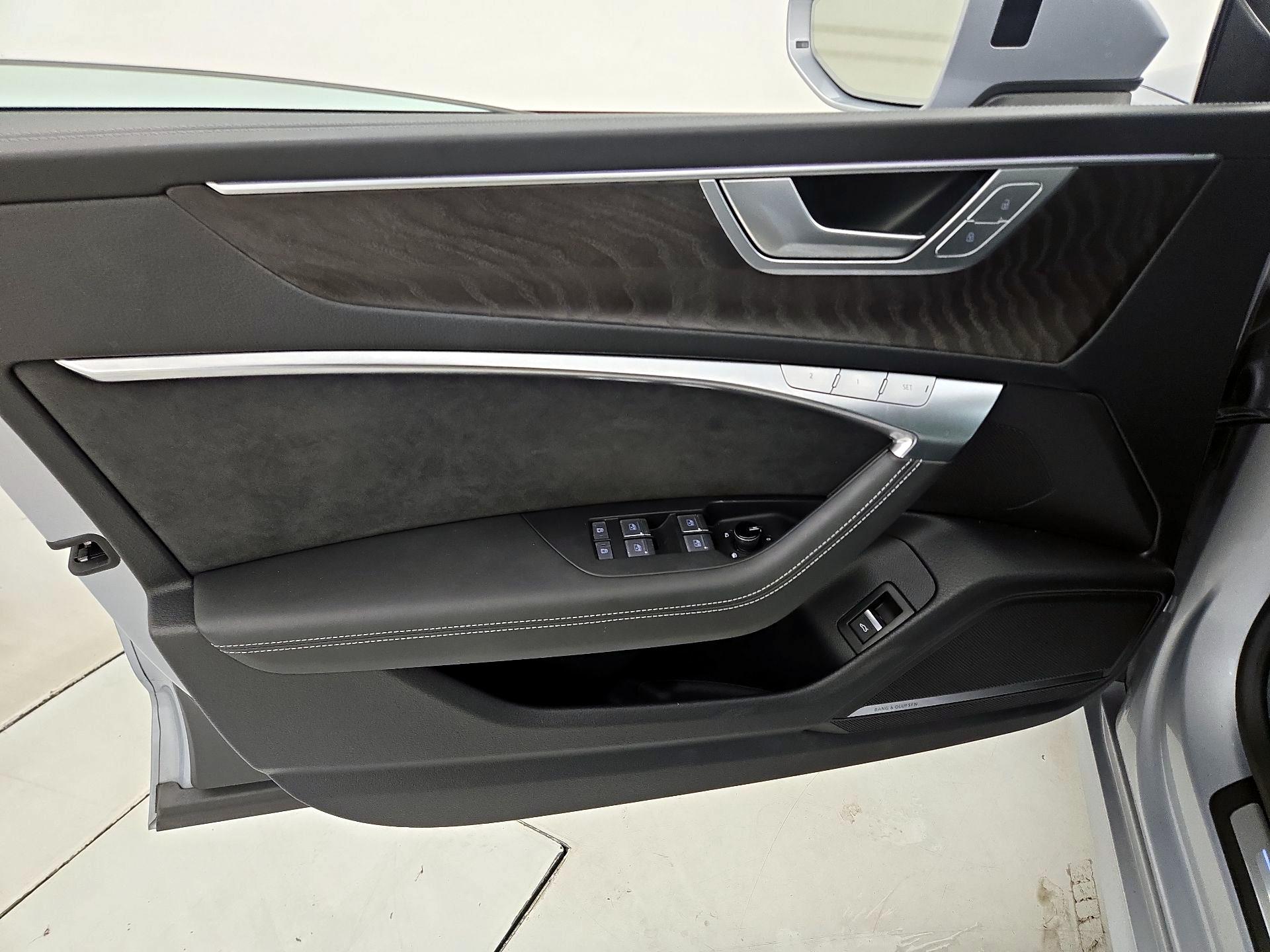 Thumbnail: 2023 Audi A7 - 12