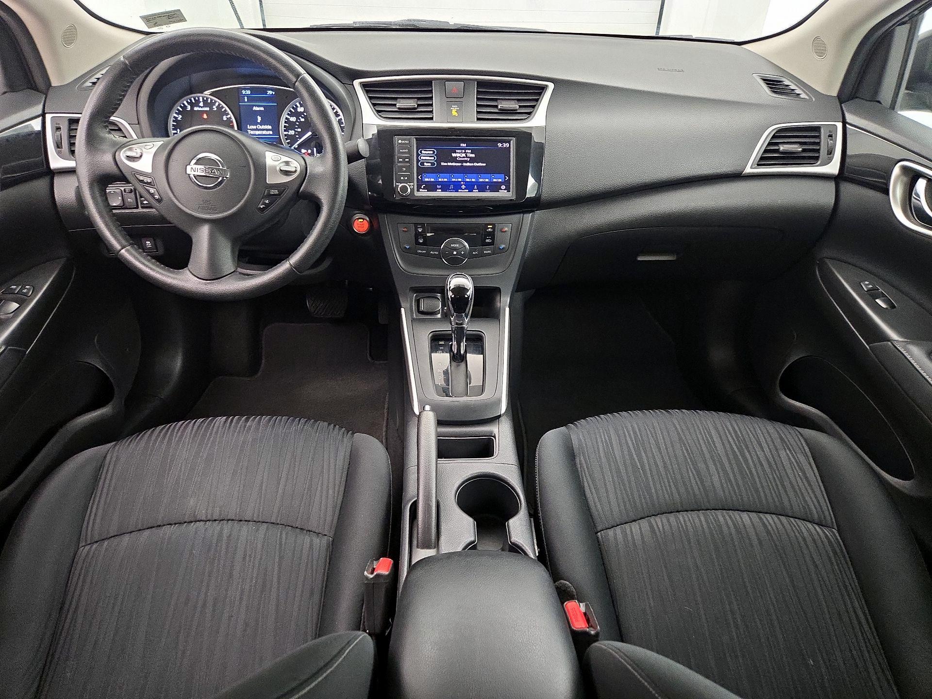 Thumbnail: 2019 Nissan Sentra - 9