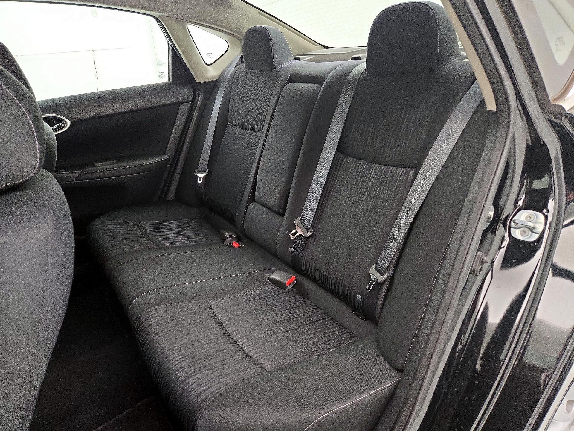 Thumbnail: 2019 Nissan Sentra - 19